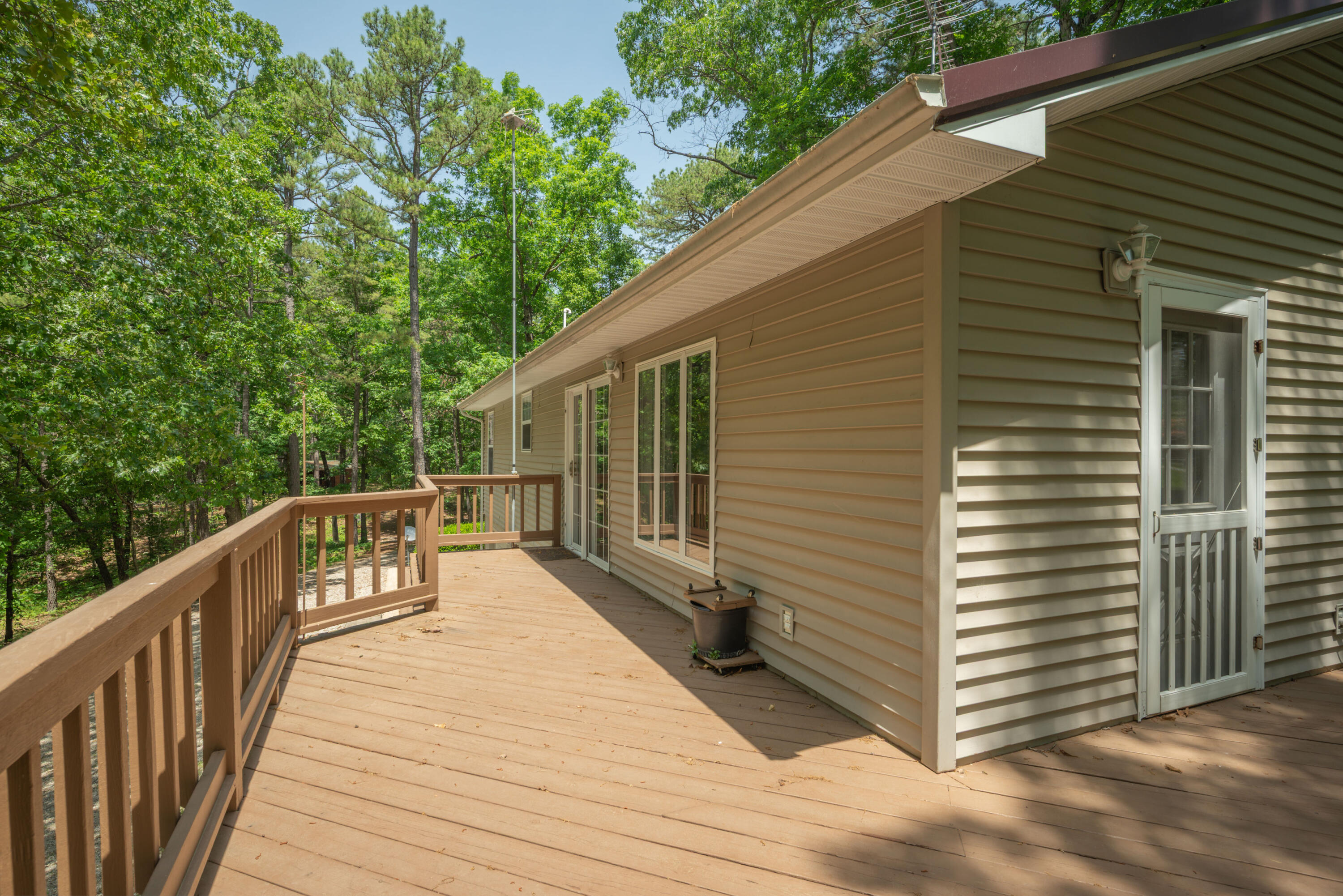 28827 Farm Road 1250 Property Photo 4