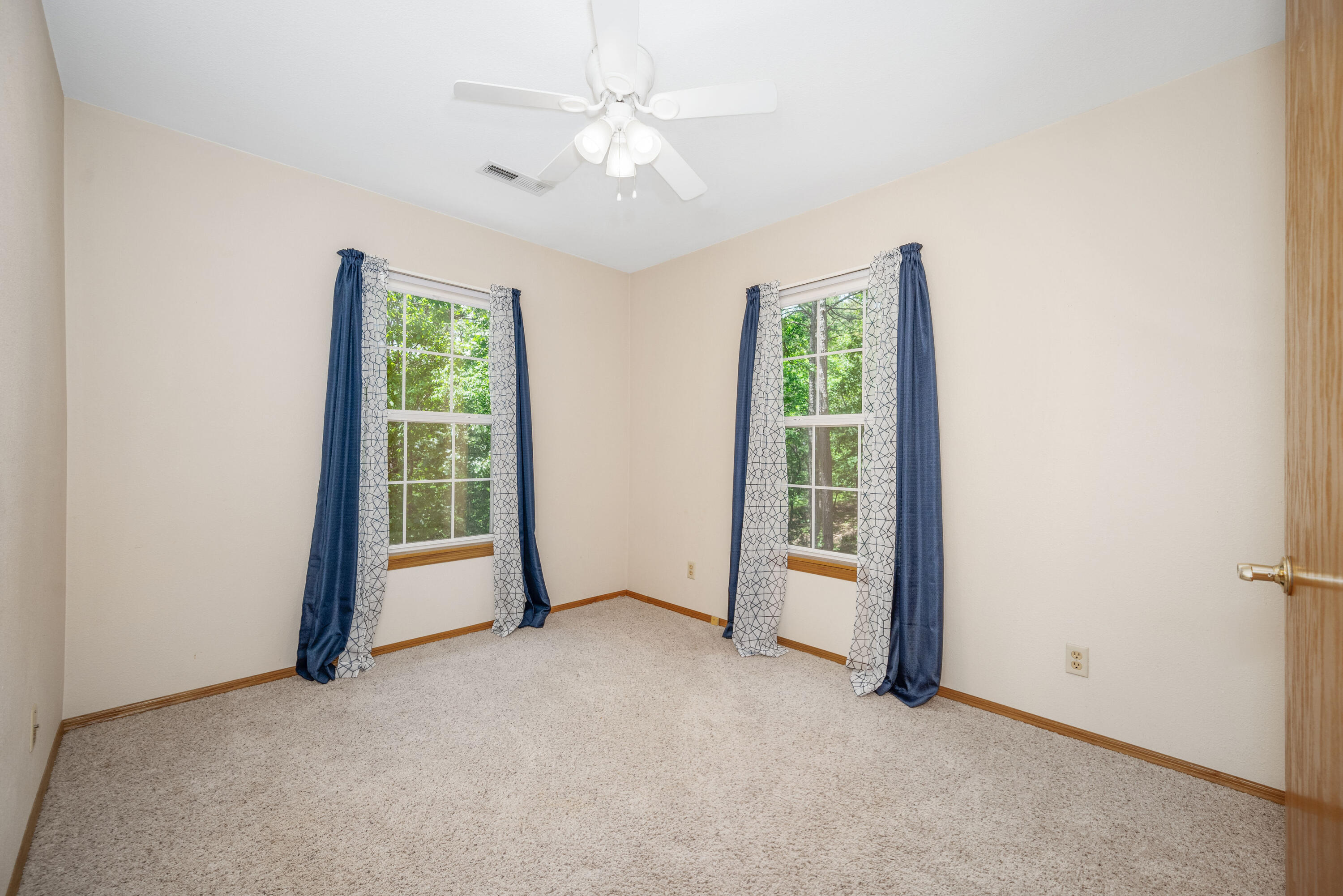 28827 Farm Road 1250 Property Photo 19