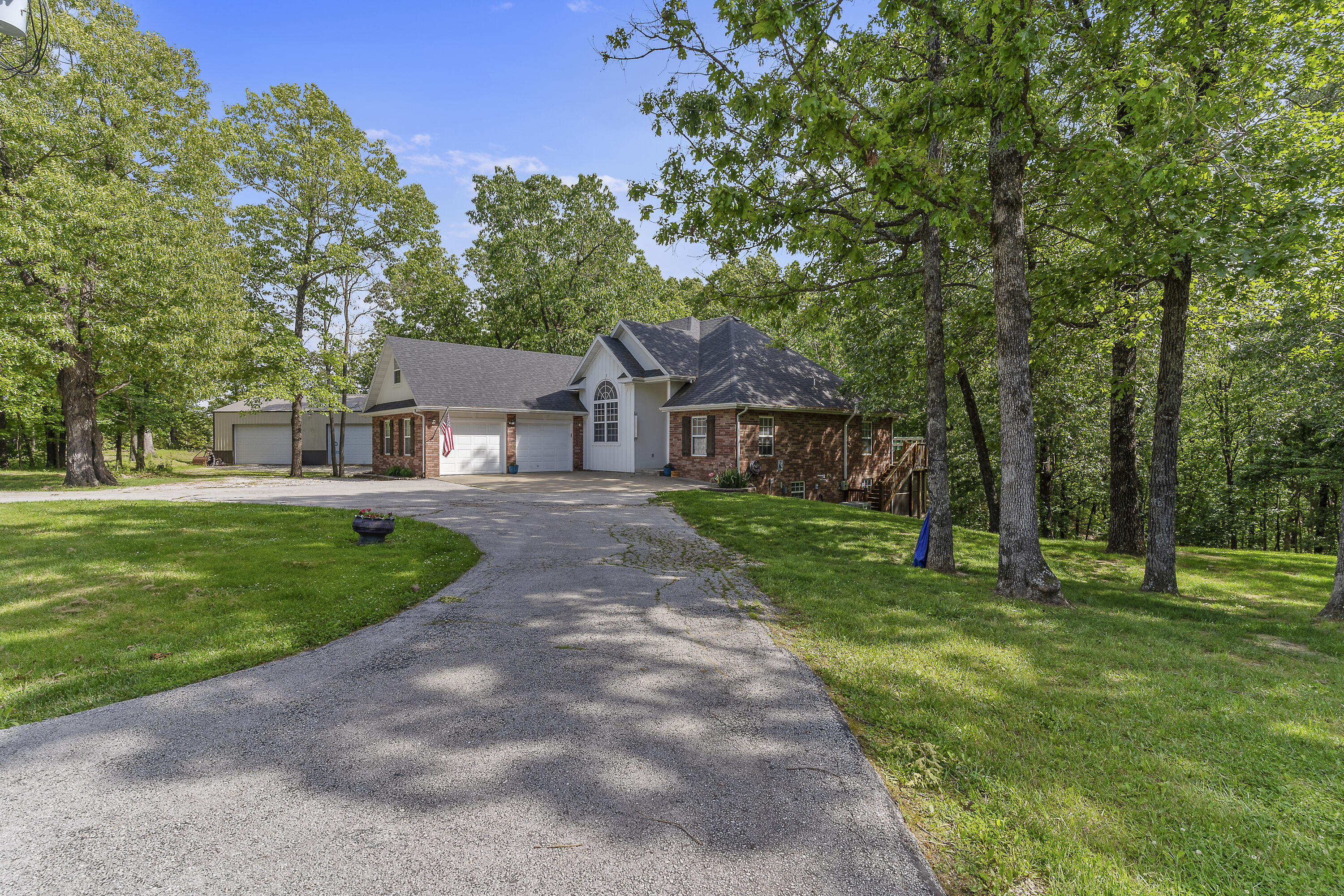 45 Stone Ridge Court Property Photo 3