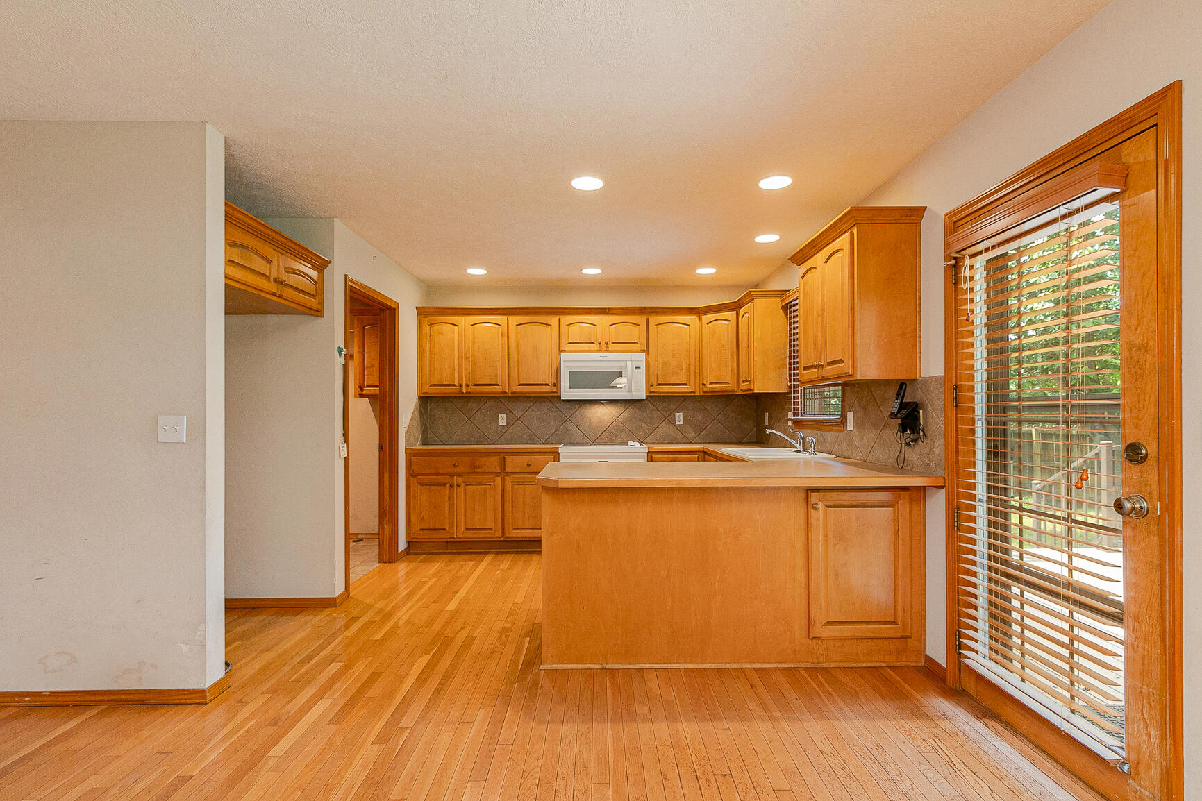 4509 South Shady Lane Court Property Photo 9
