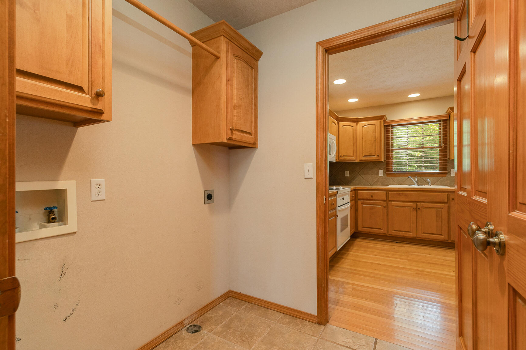 4509 South Shady Lane Court Property Photo 13
