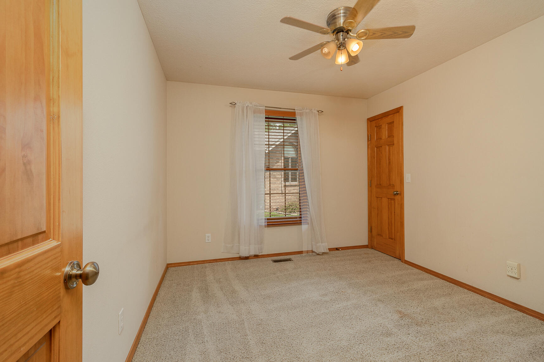 4509 South Shady Lane Court Property Photo 23
