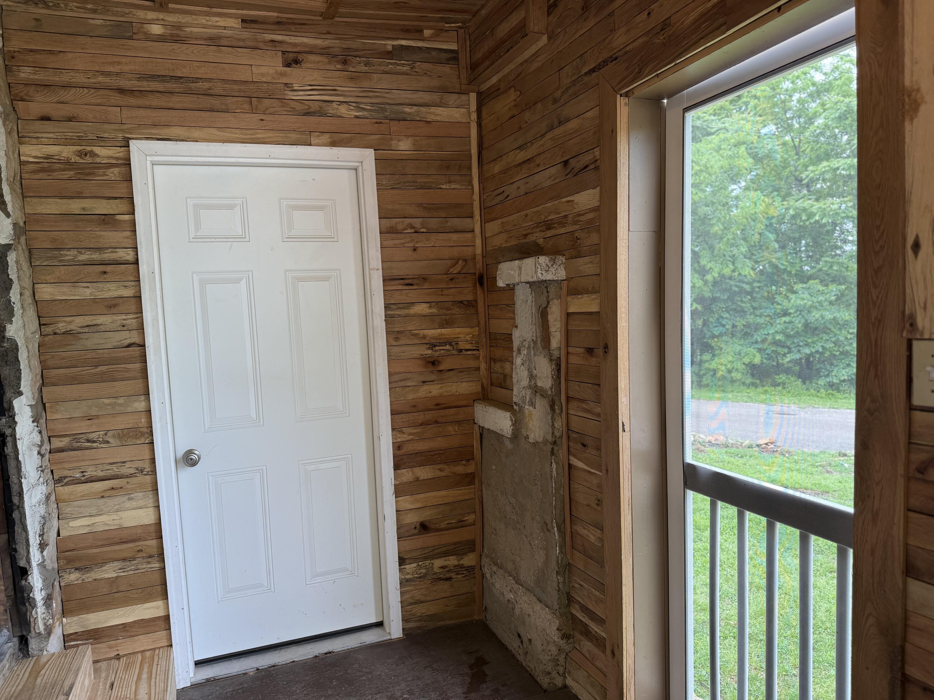929 Race Street Property Photo 7