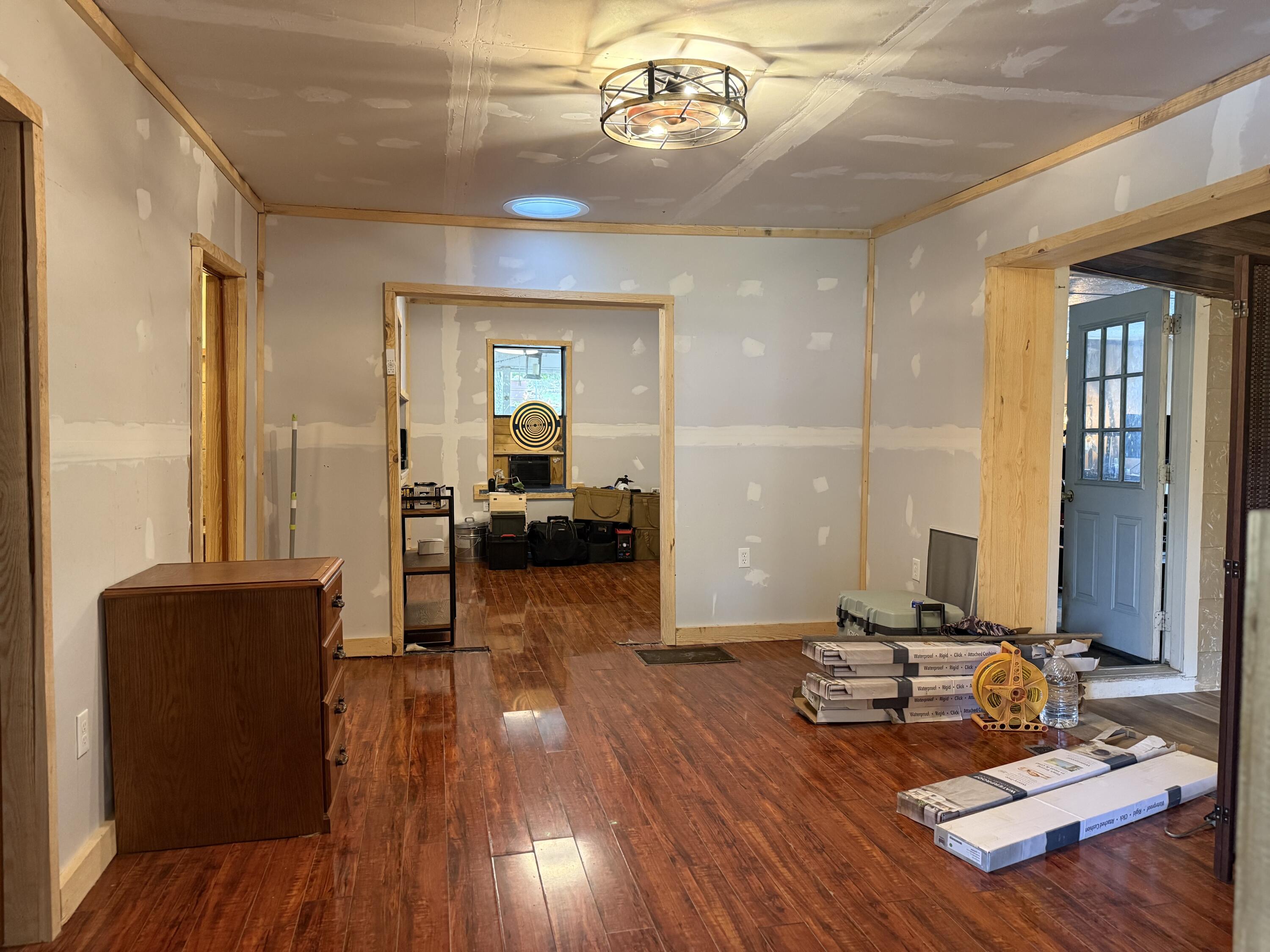 929 Race Street Property Photo 9