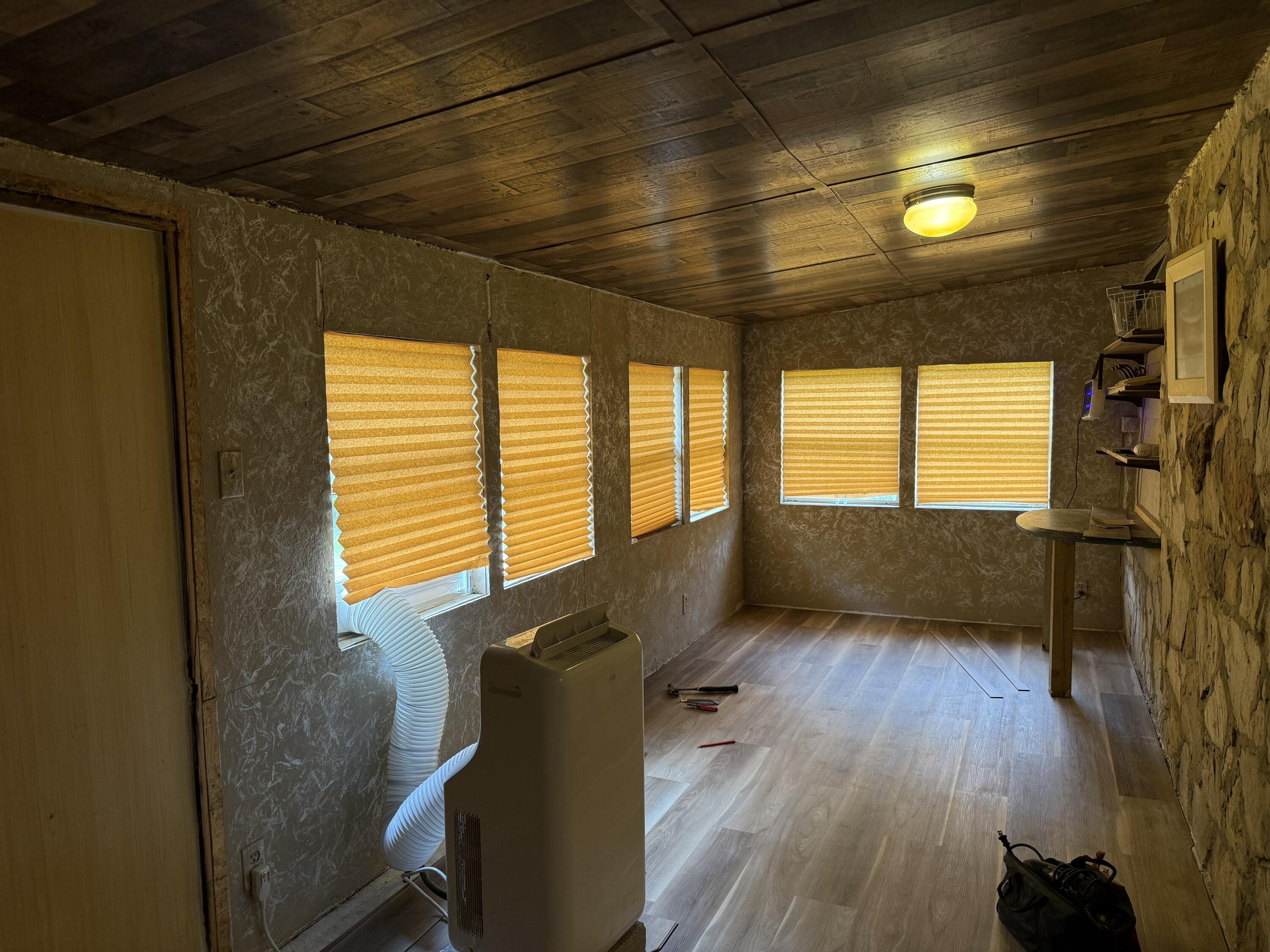 929 Race Street Property Photo 11