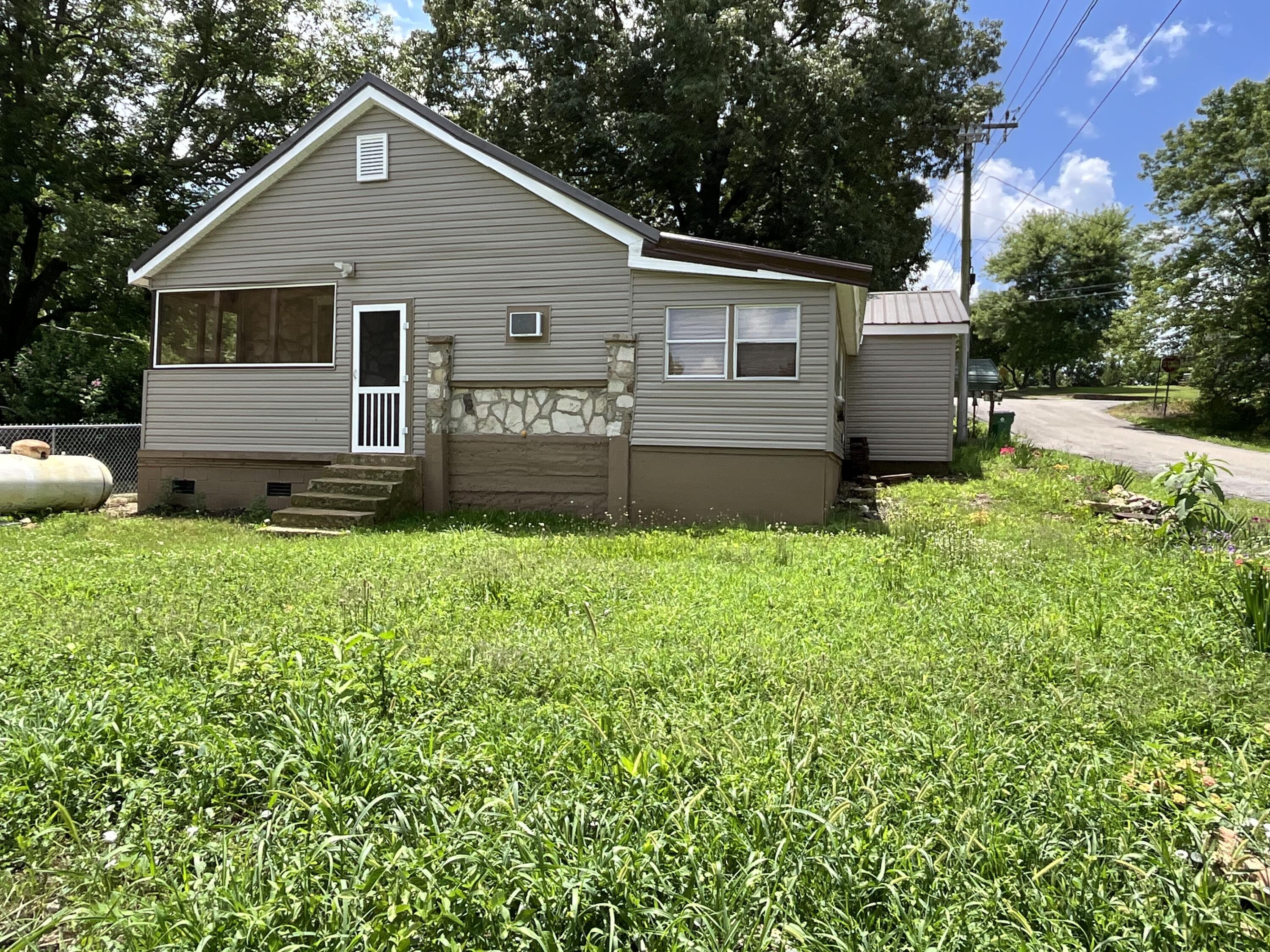 929 Race Street Property Photo 19
