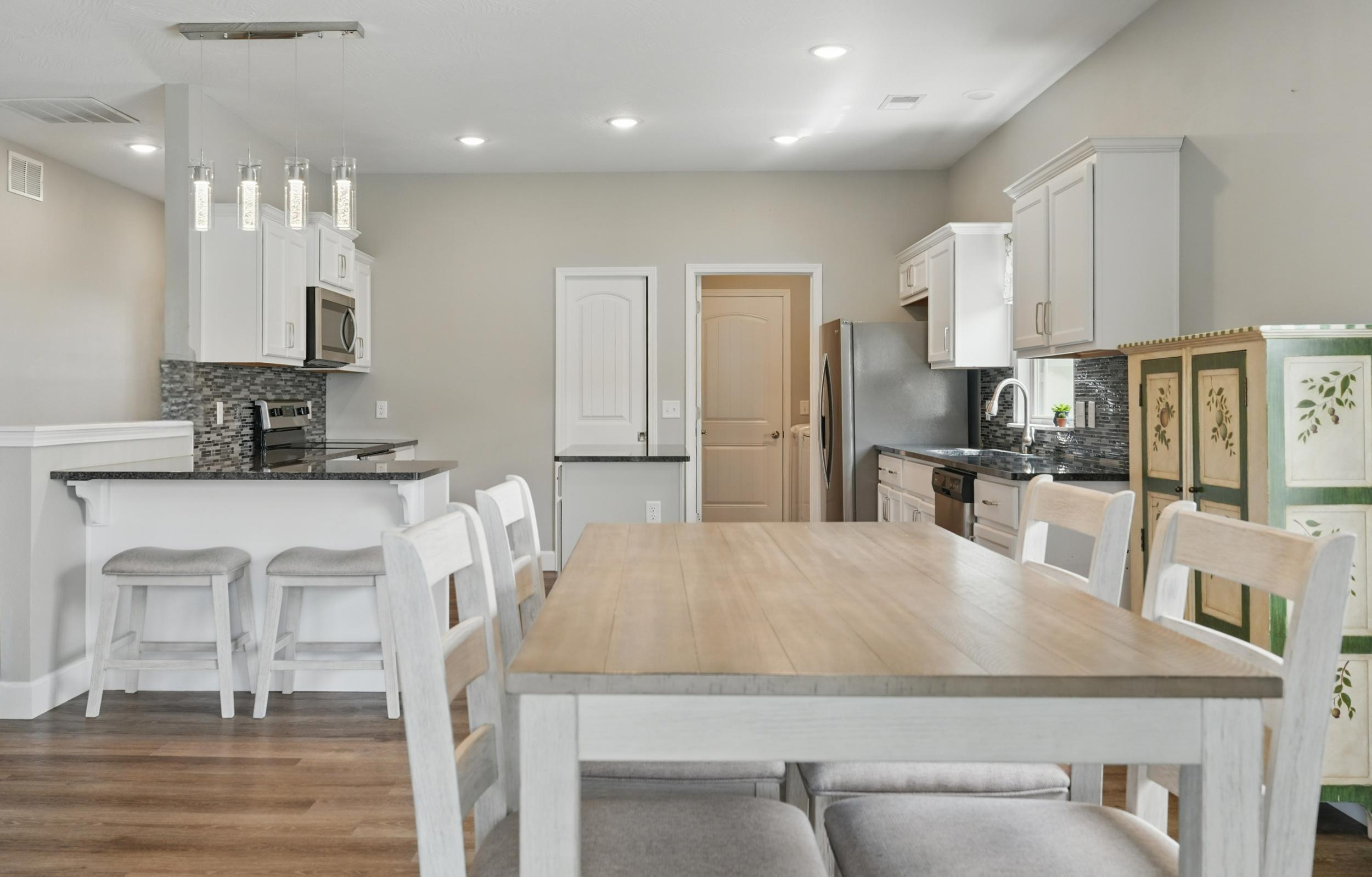 233 Siena Boulevard Property Photo 12
