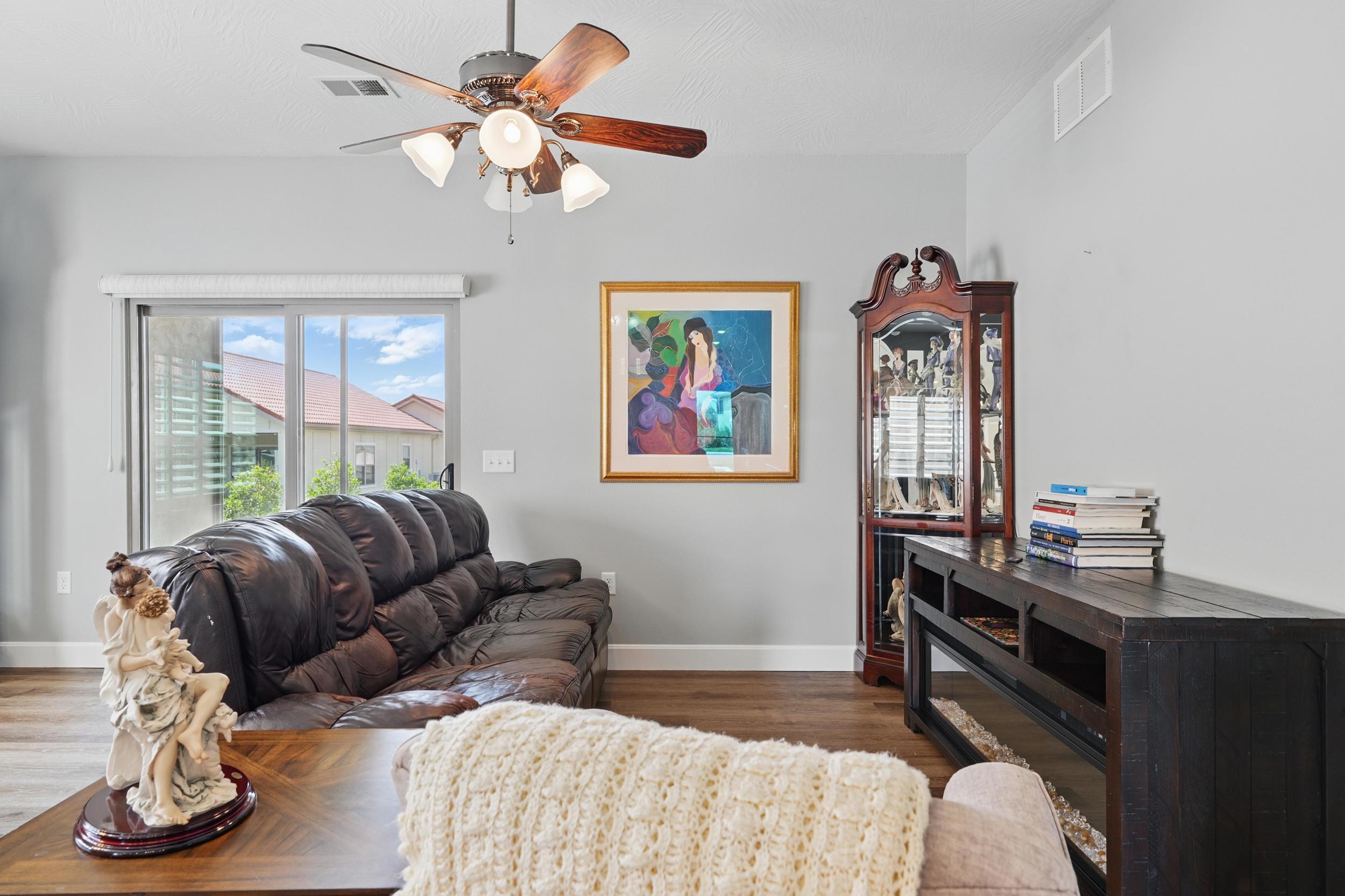 233 Siena Boulevard Property Photo 14