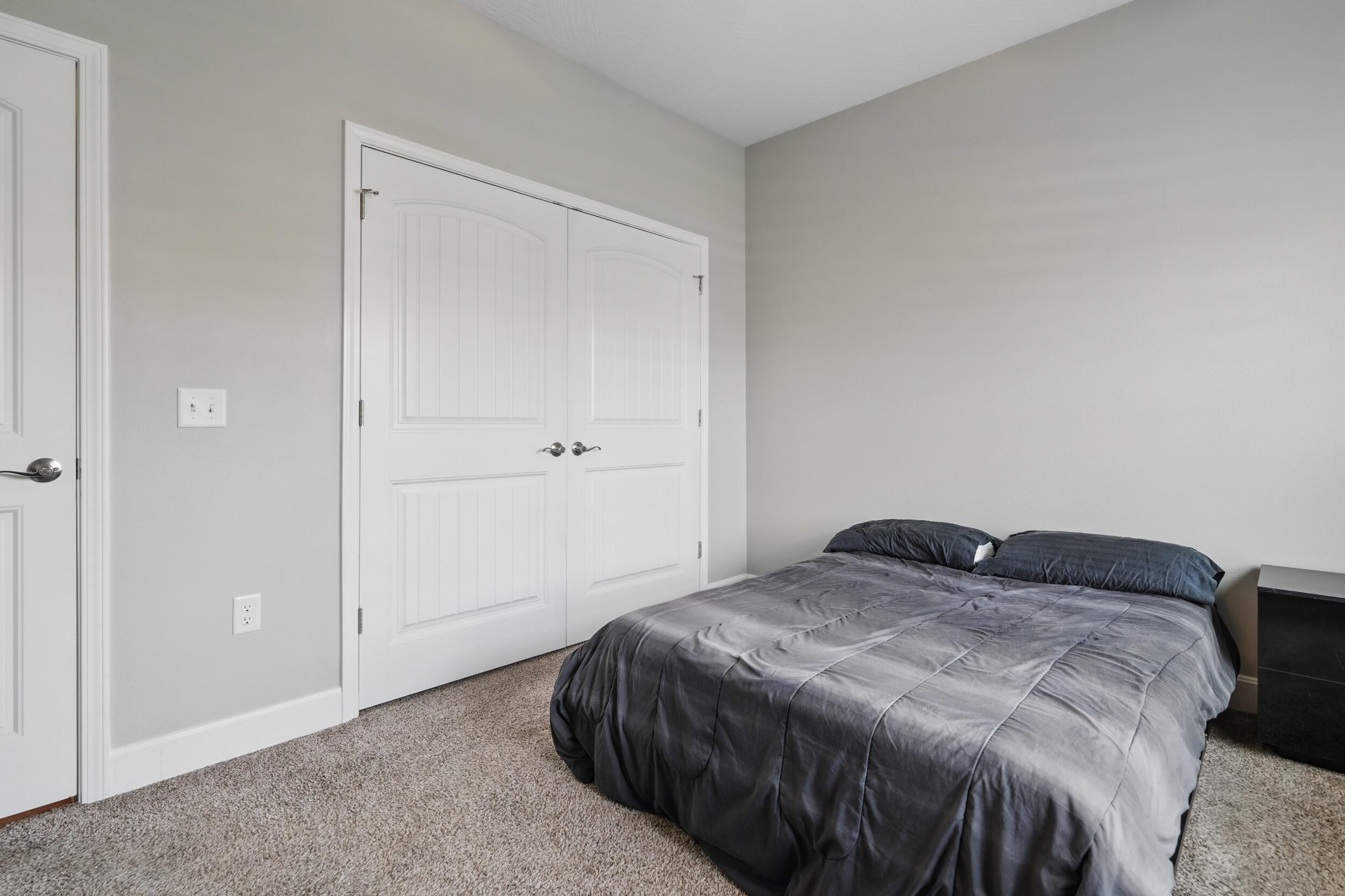 233 Siena Boulevard Property Photo 26