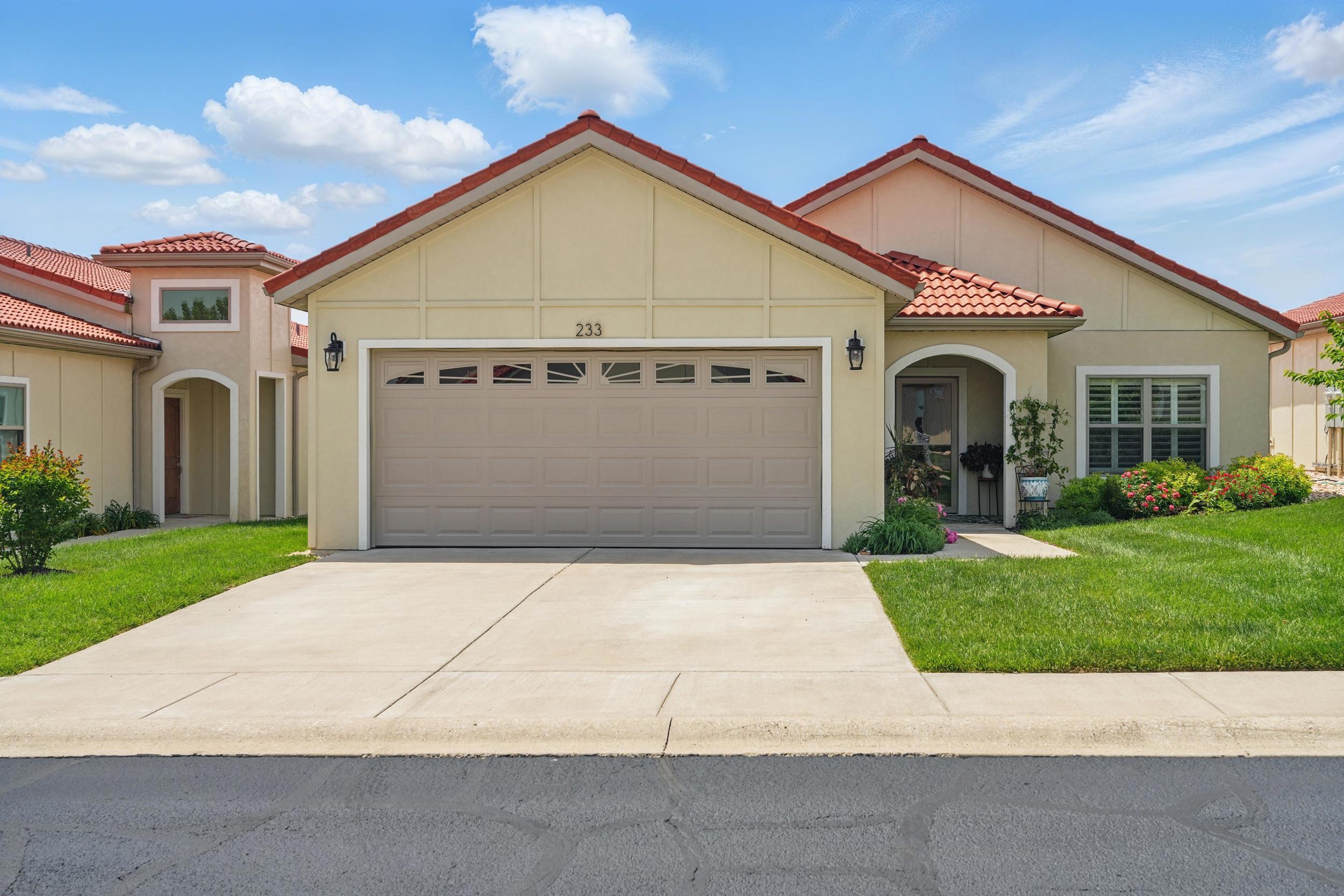 233 Siena Boulevard Property Photo 31