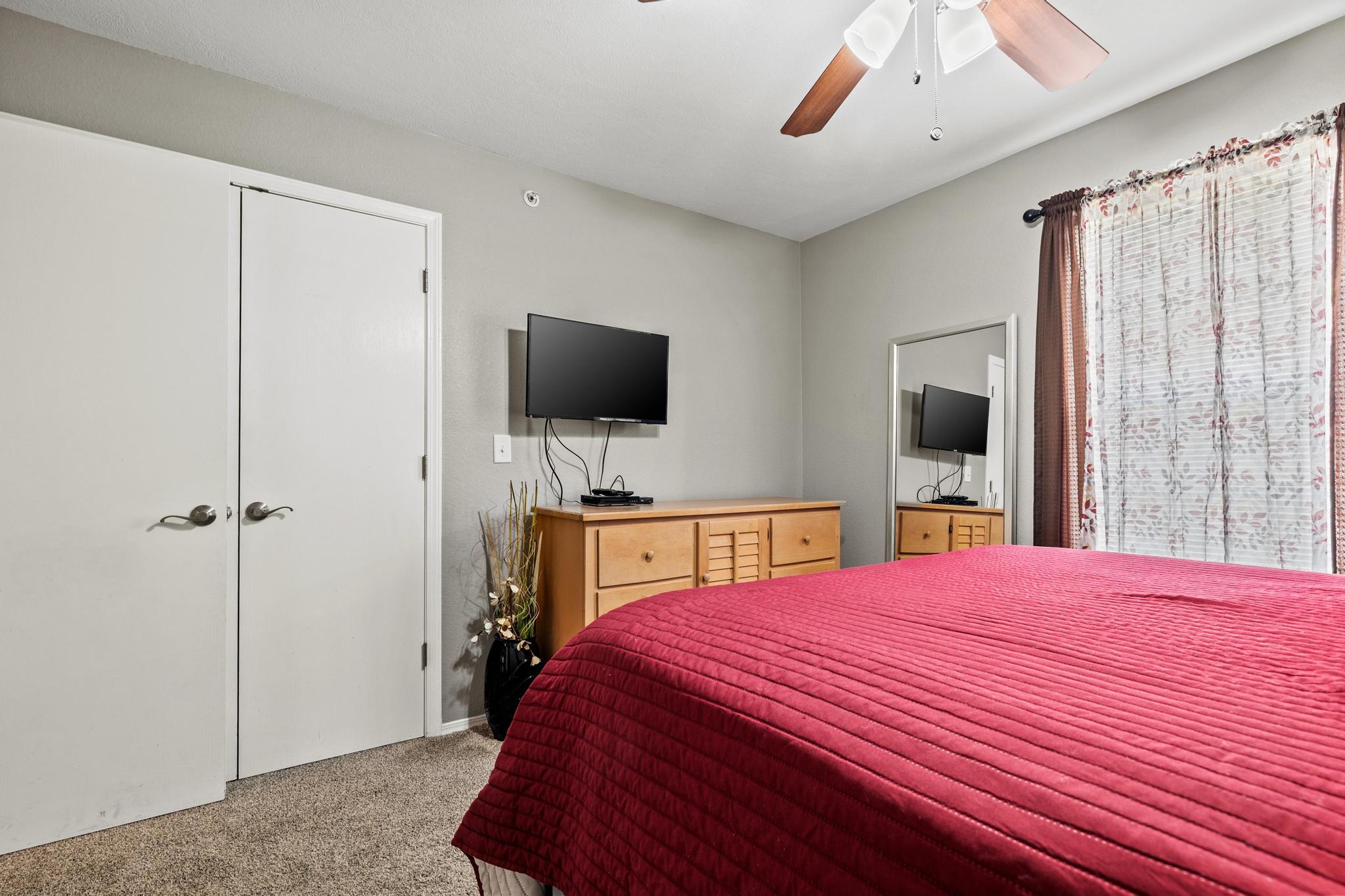 2904 Vineyards Parkway Property Photo 23
