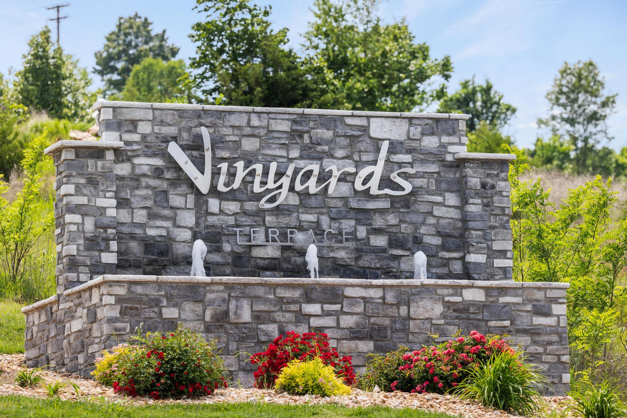 2904 Vineyards Parkway Property Photo 25