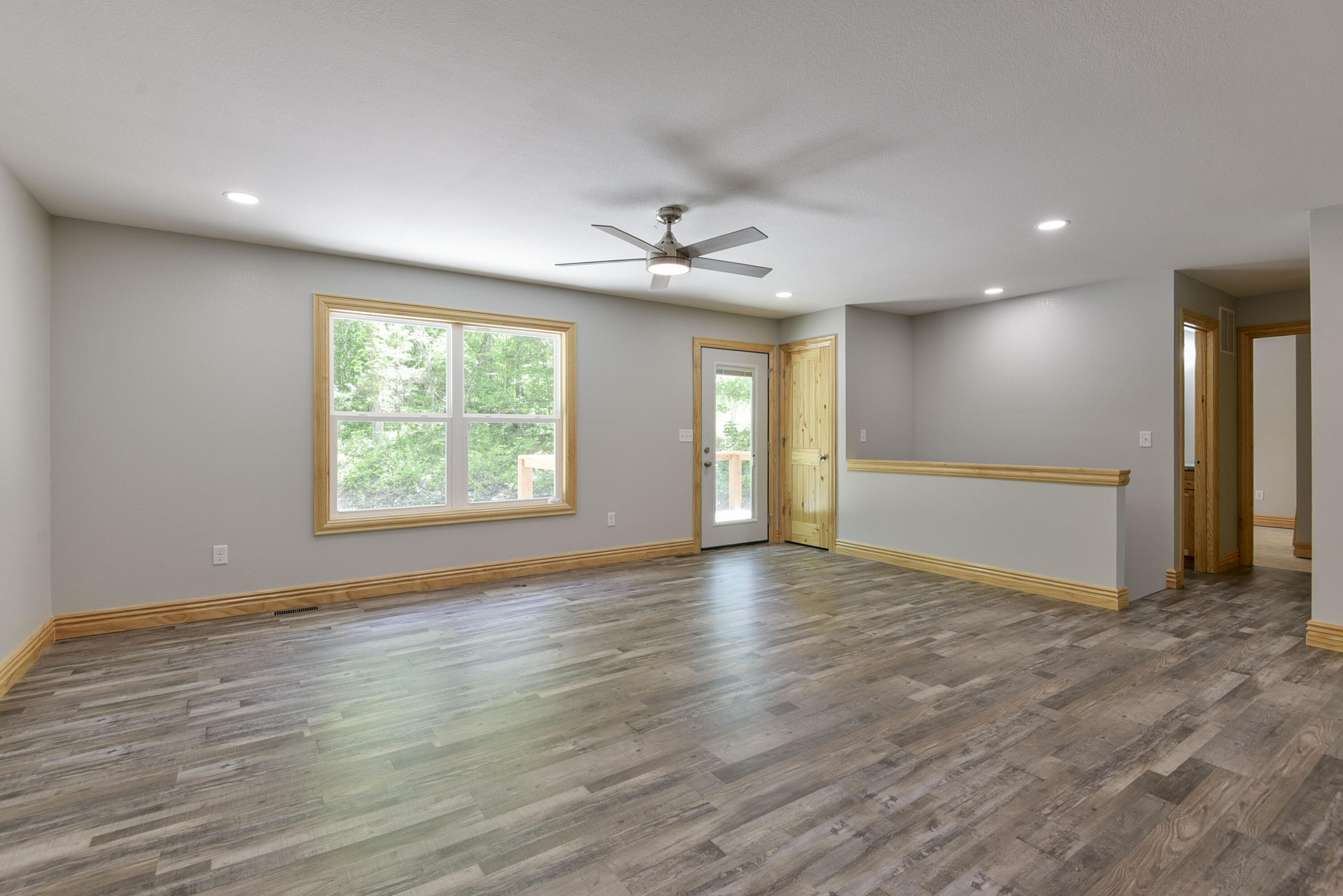 25173 Farm Road 1266 Property Photo 10