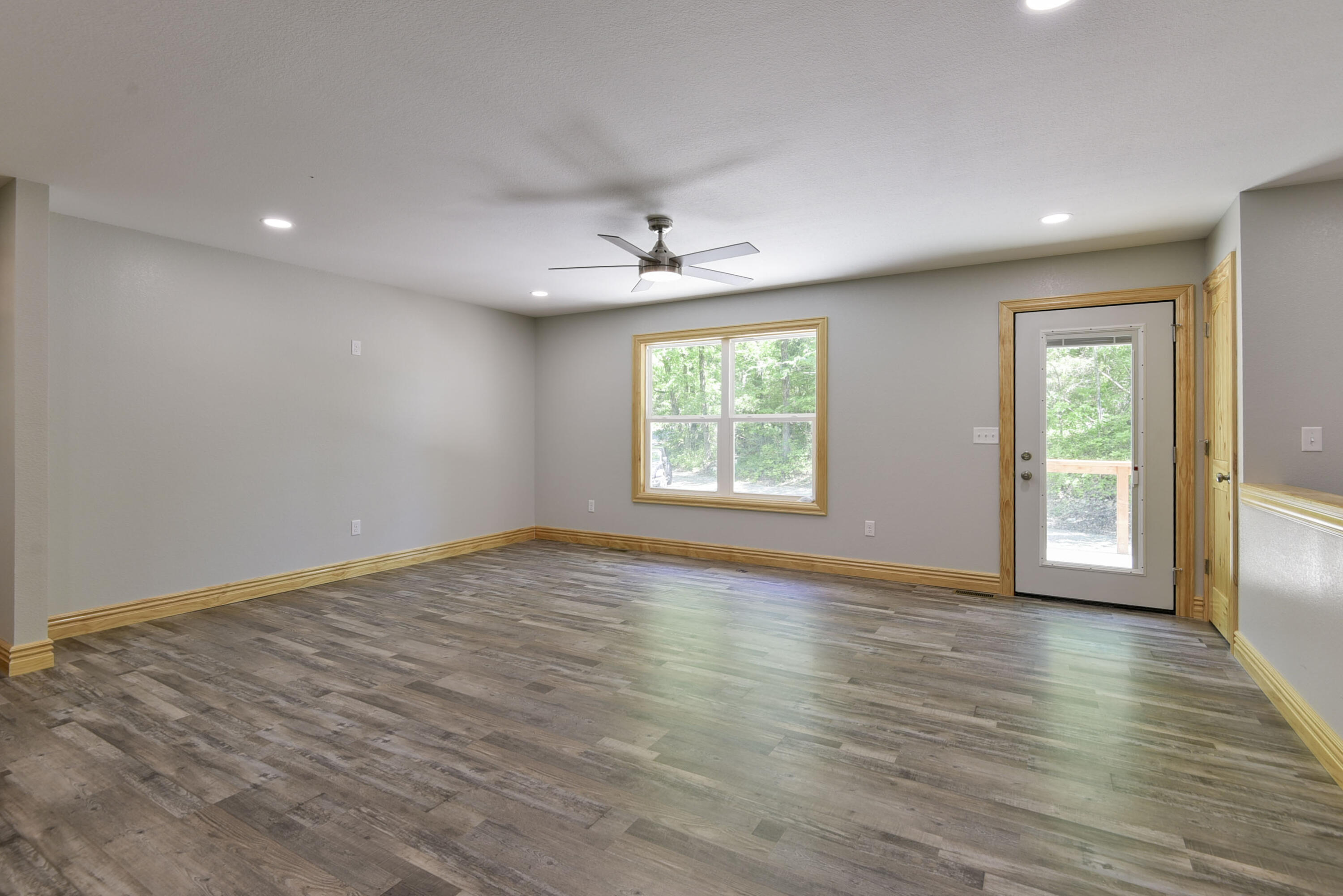 25173 Farm Road 1266 Property Photo 11