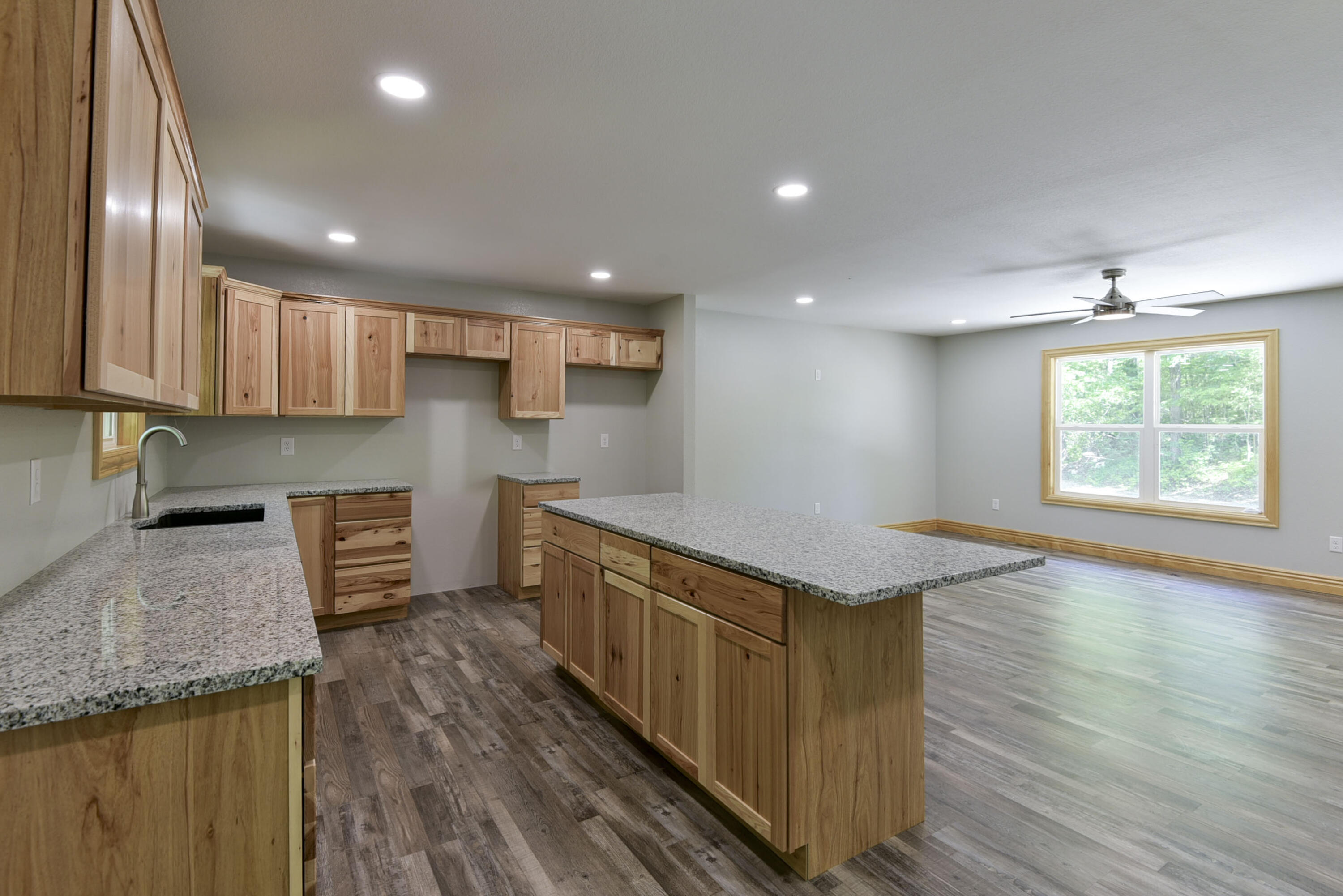 25173 Farm Road 1266 Property Photo 15