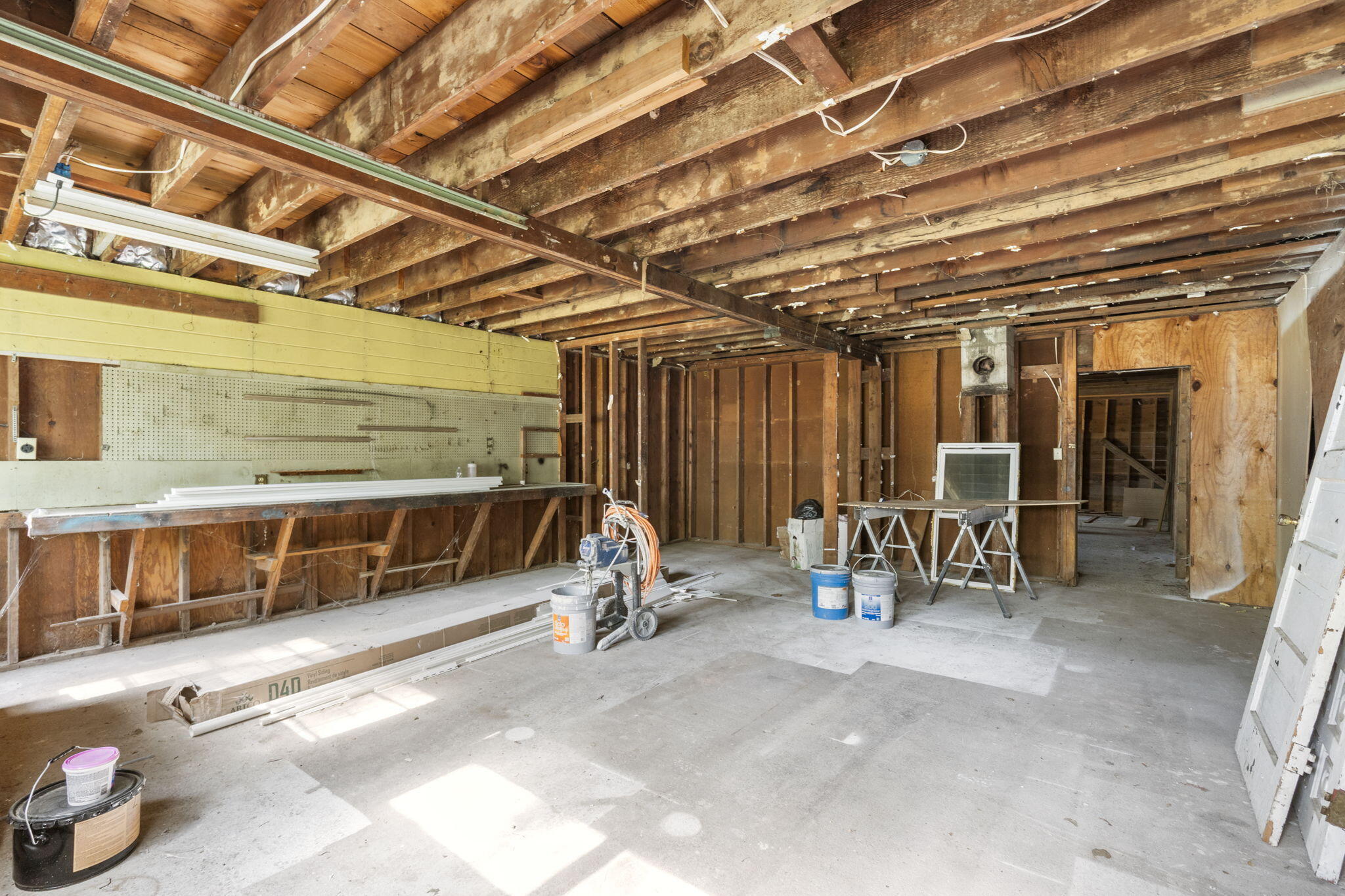 1827 North Tyler Avenue Property Photo 21