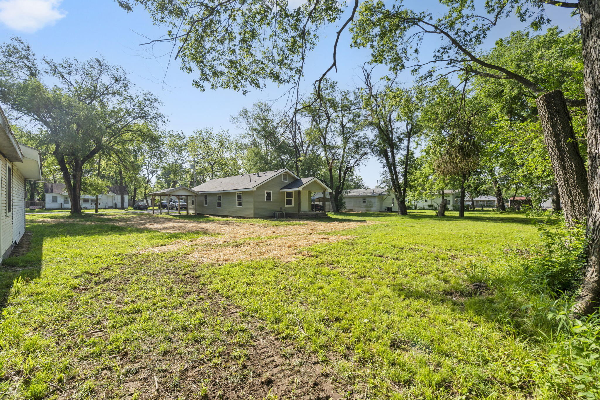 1827 North Tyler Avenue Property Photo 24