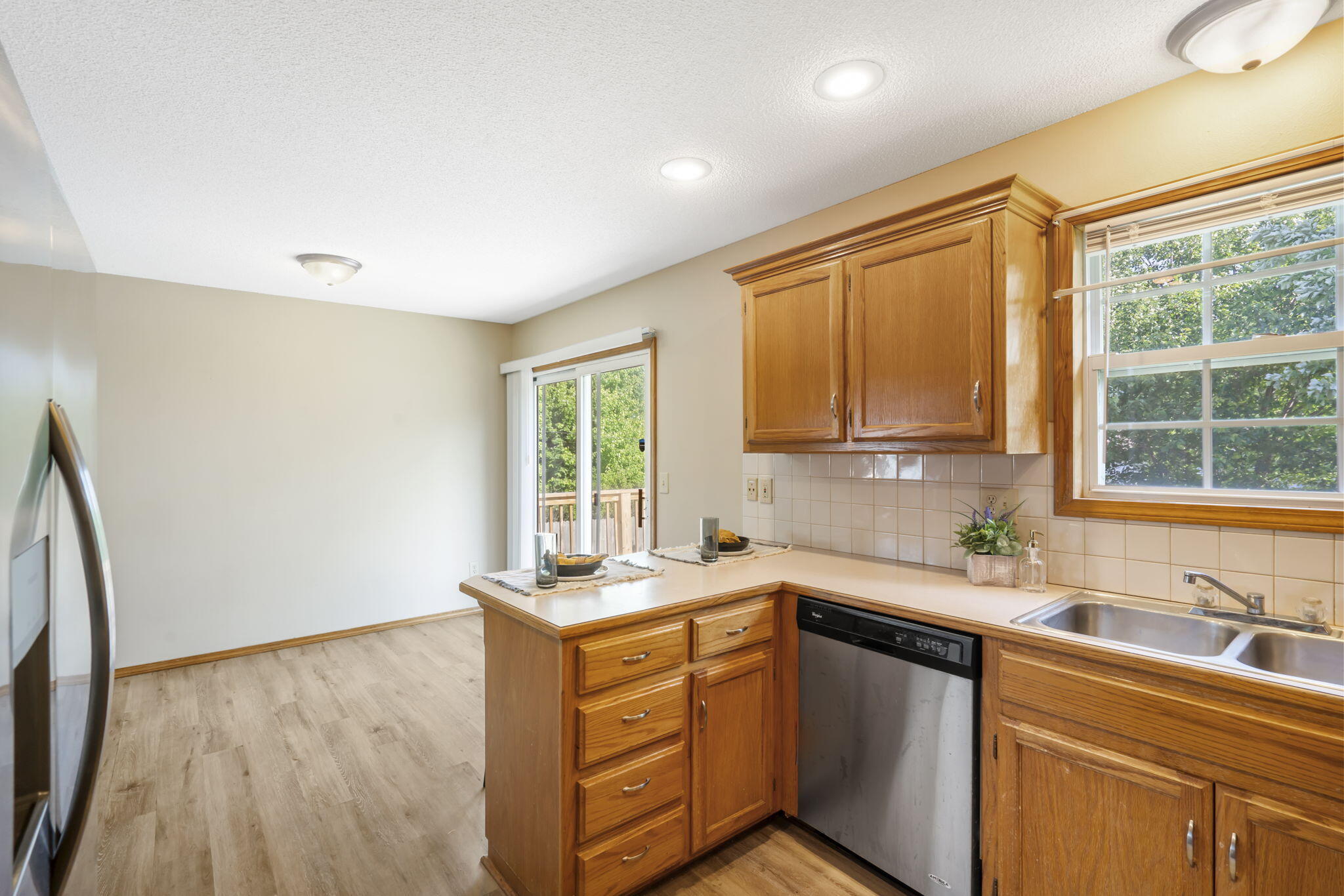 415 Jeb Street Property Photo 8