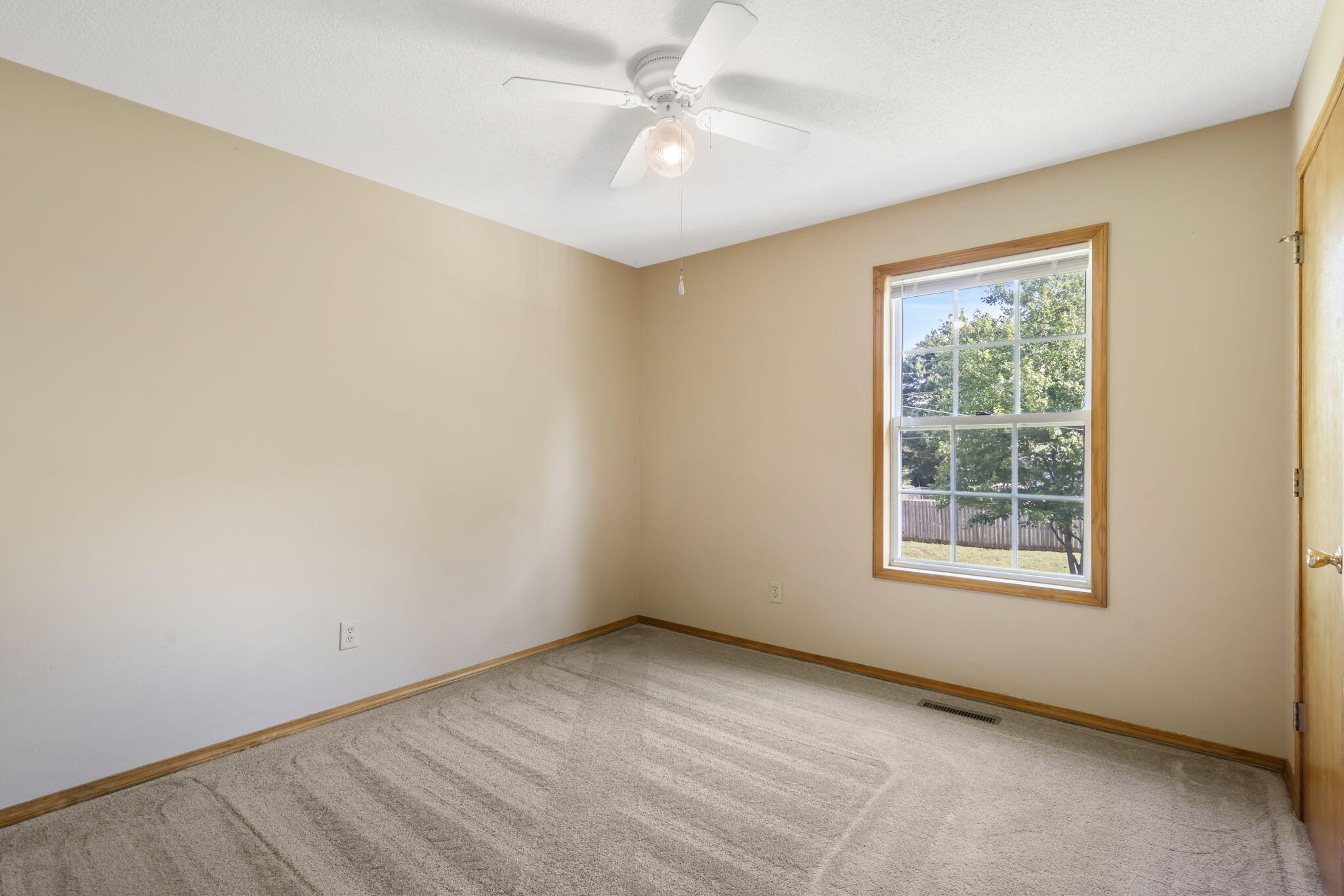 415 Jeb Street Property Photo 11
