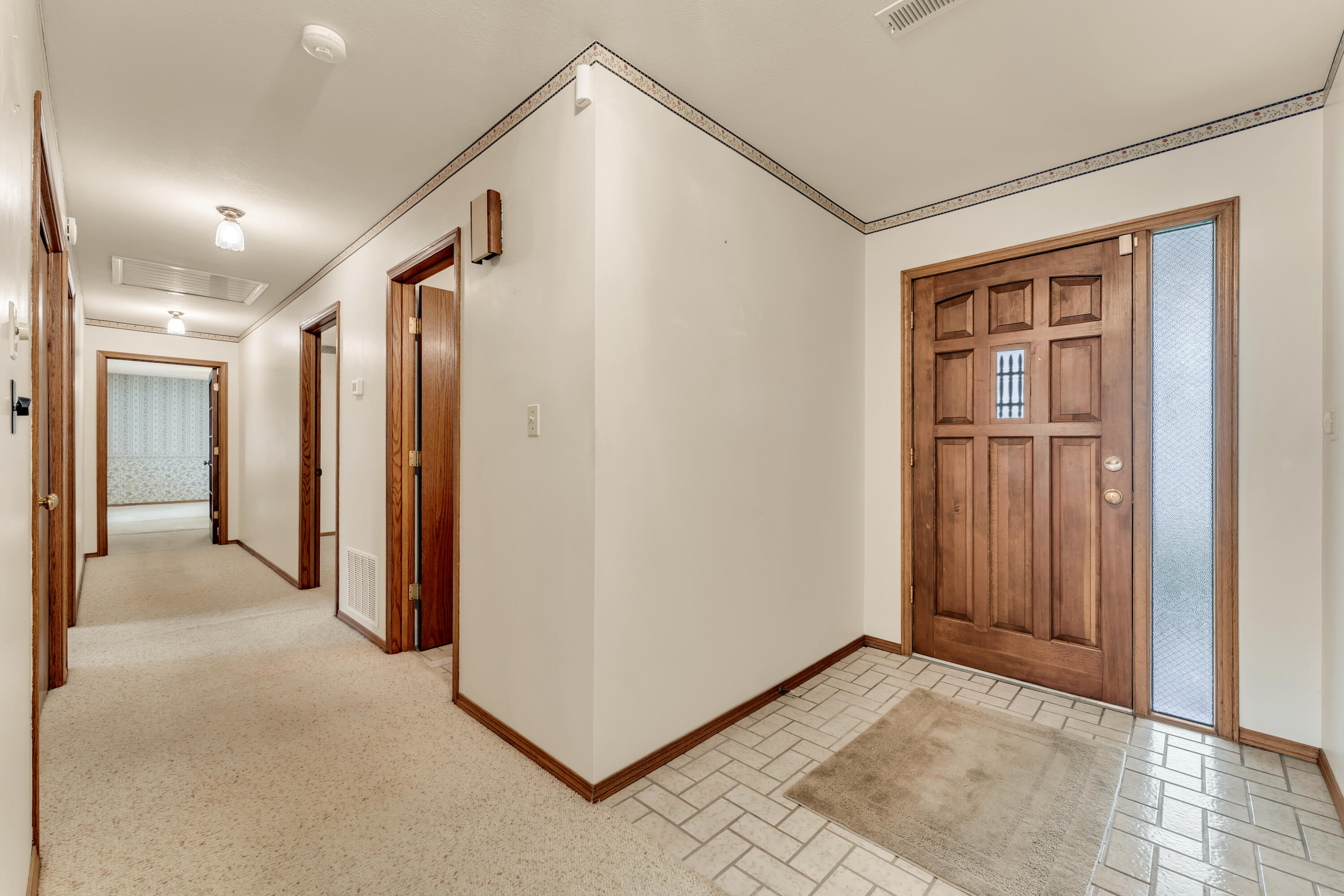 2140 East Claiborne Street Property Photo 4