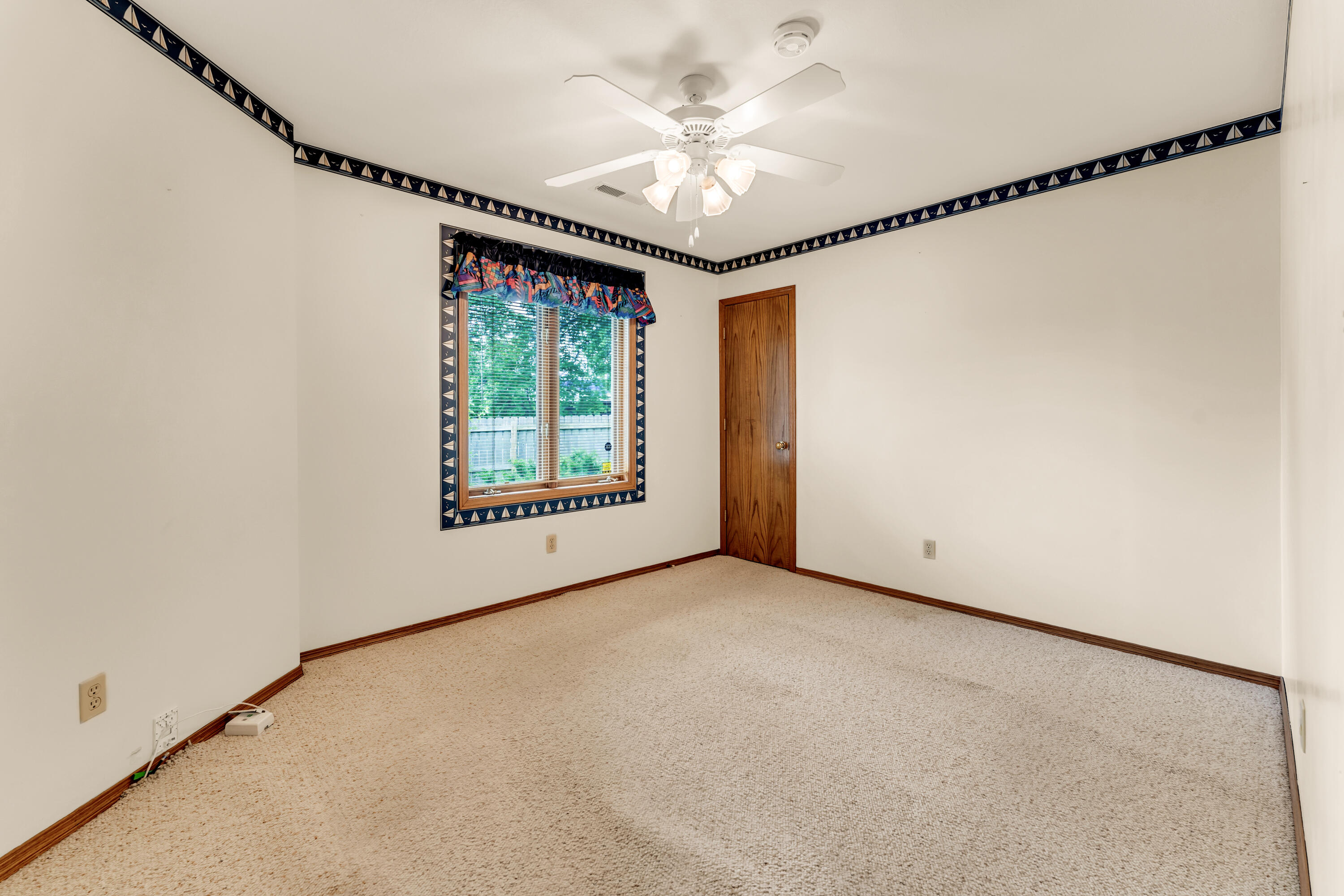 2140 East Claiborne Street Property Photo 25