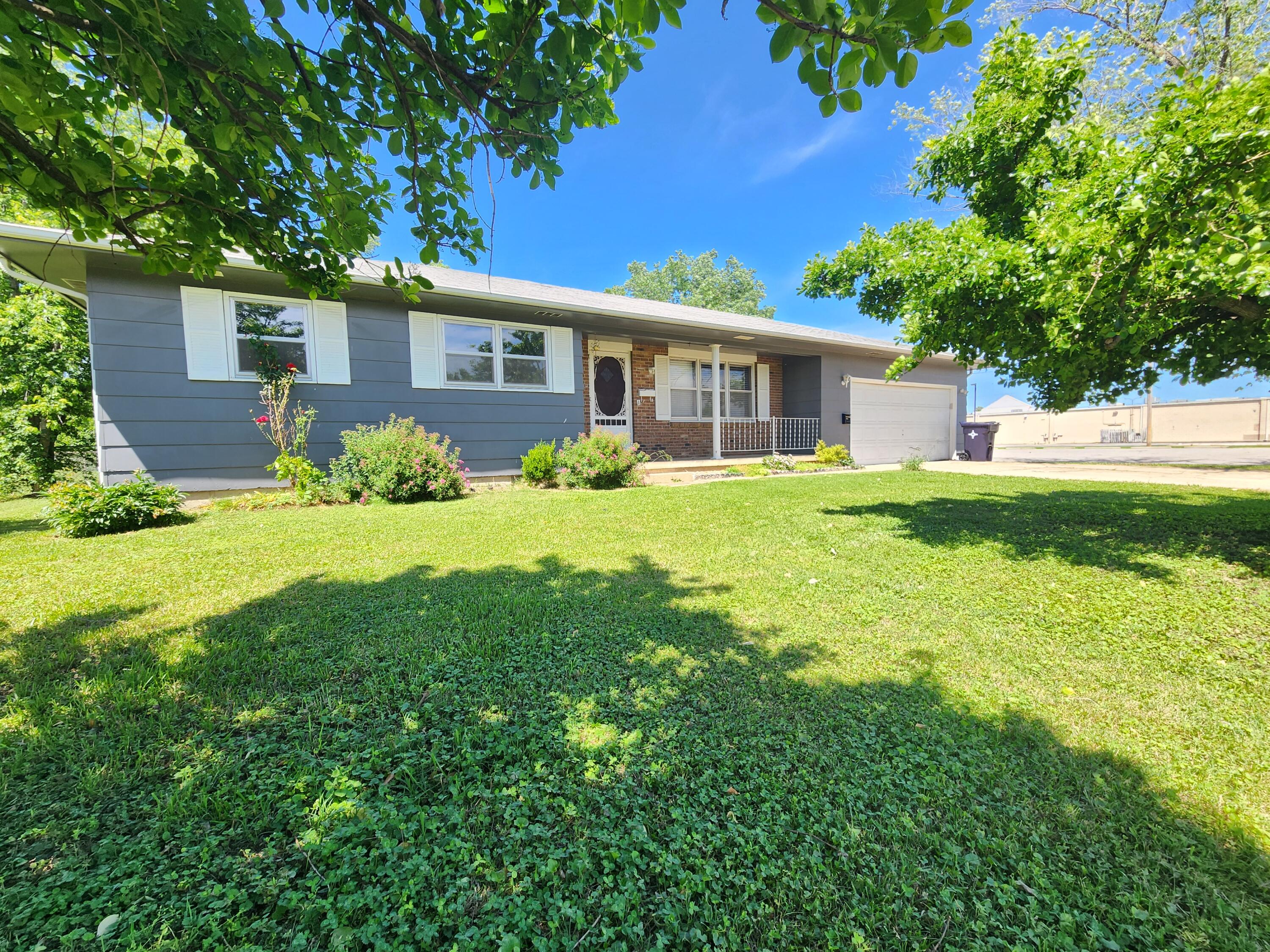 1611 9th Street Street Property Photo