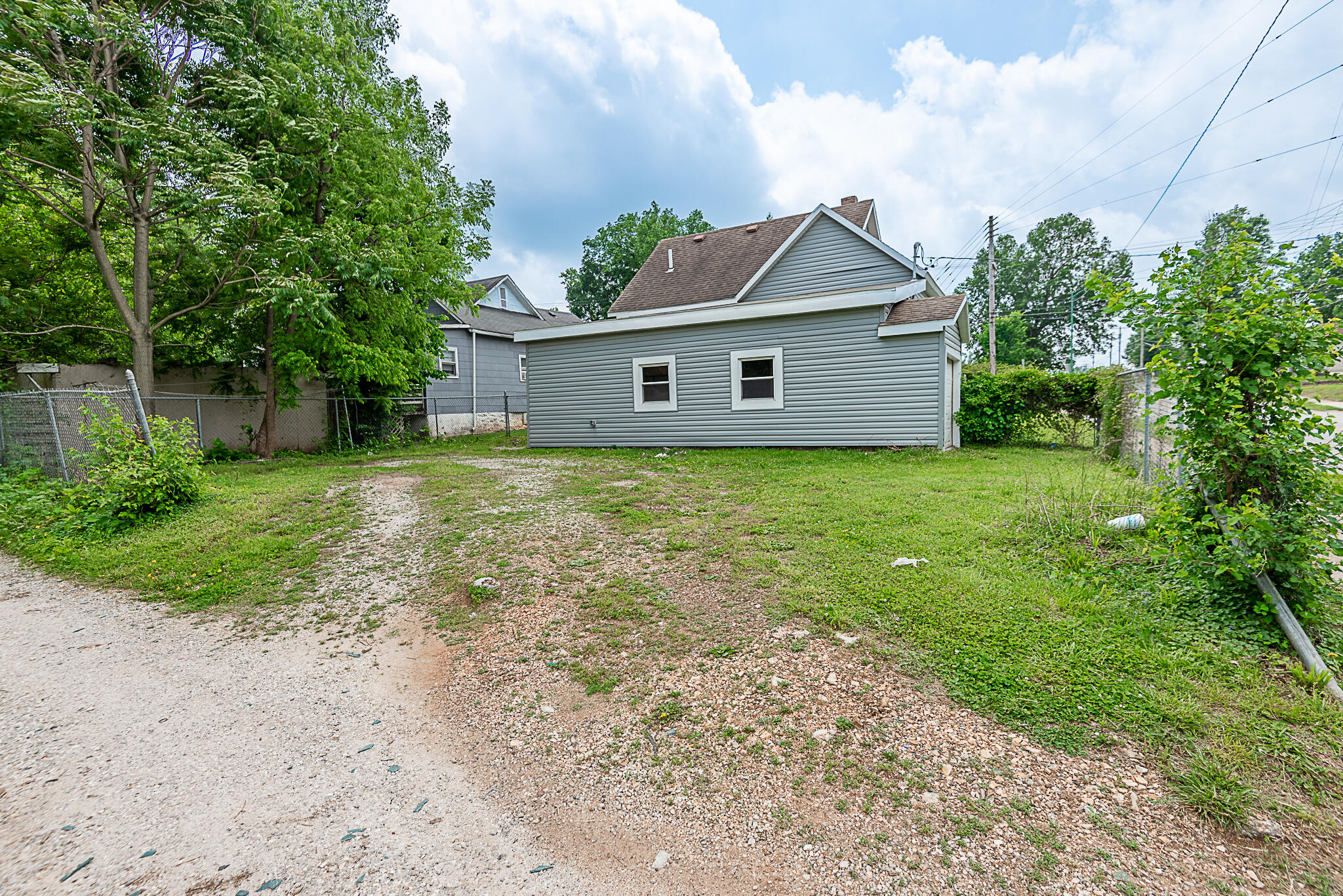 1223 West State Street Property Photo 6