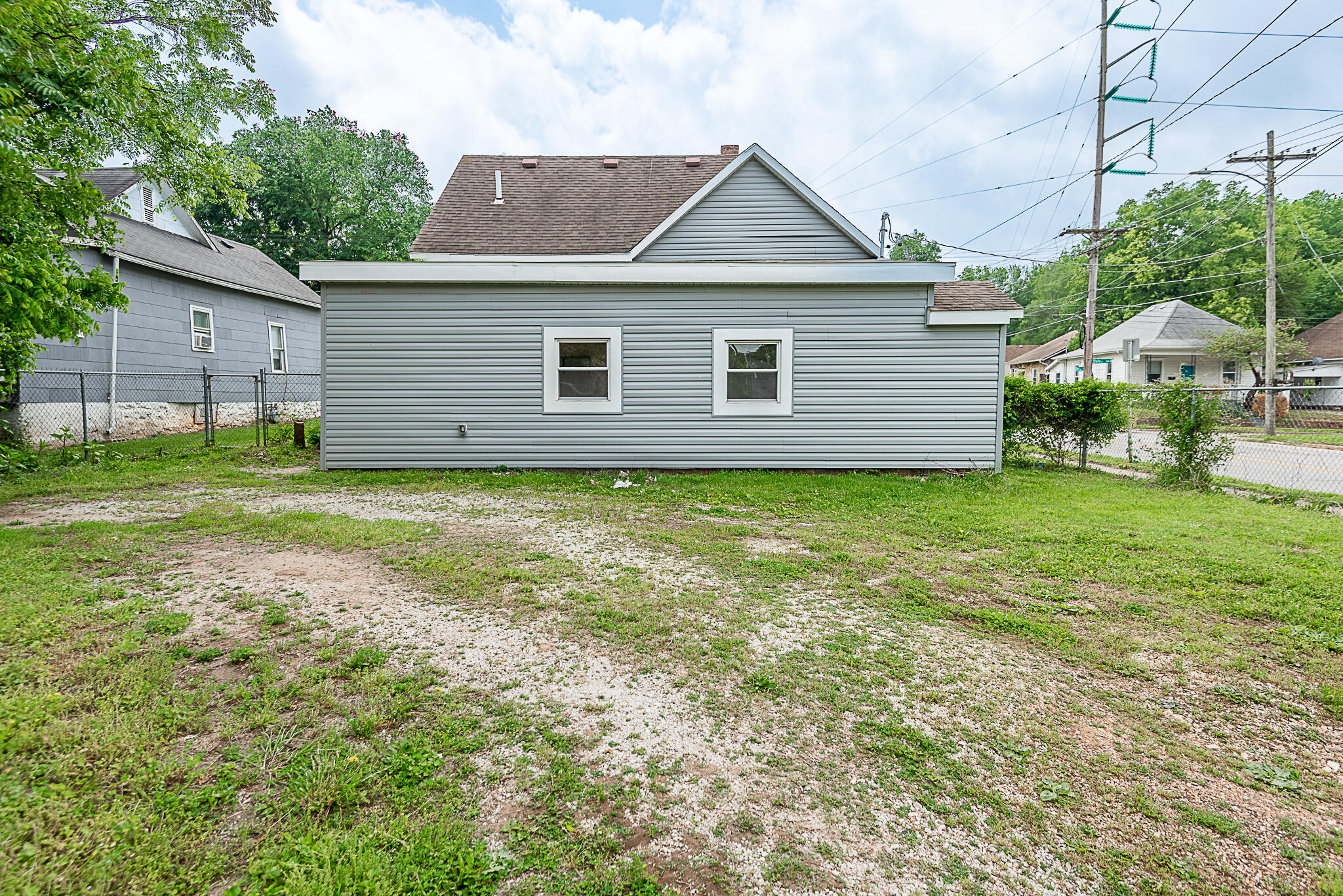 1223 West State Street Property Photo 7