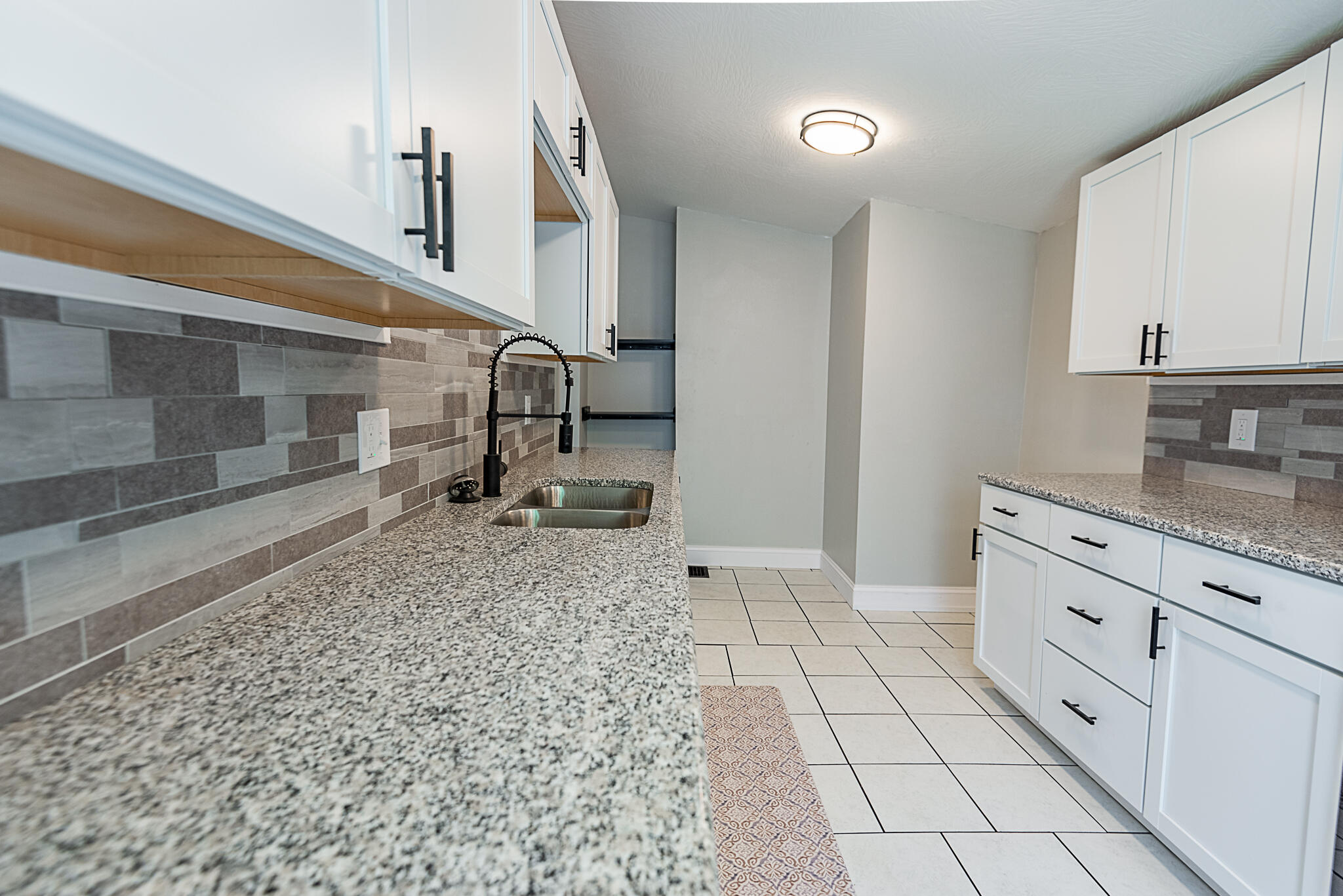 1223 West State Street Property Photo 19