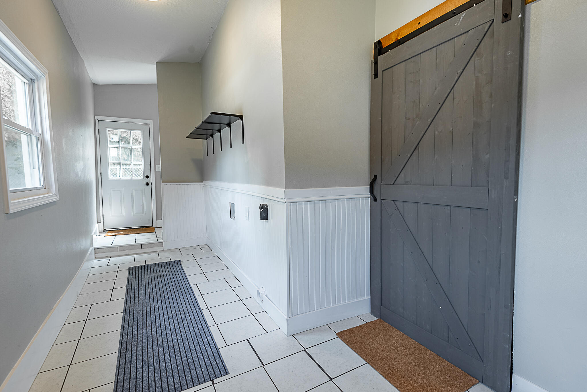 1223 West State Street Property Photo 23