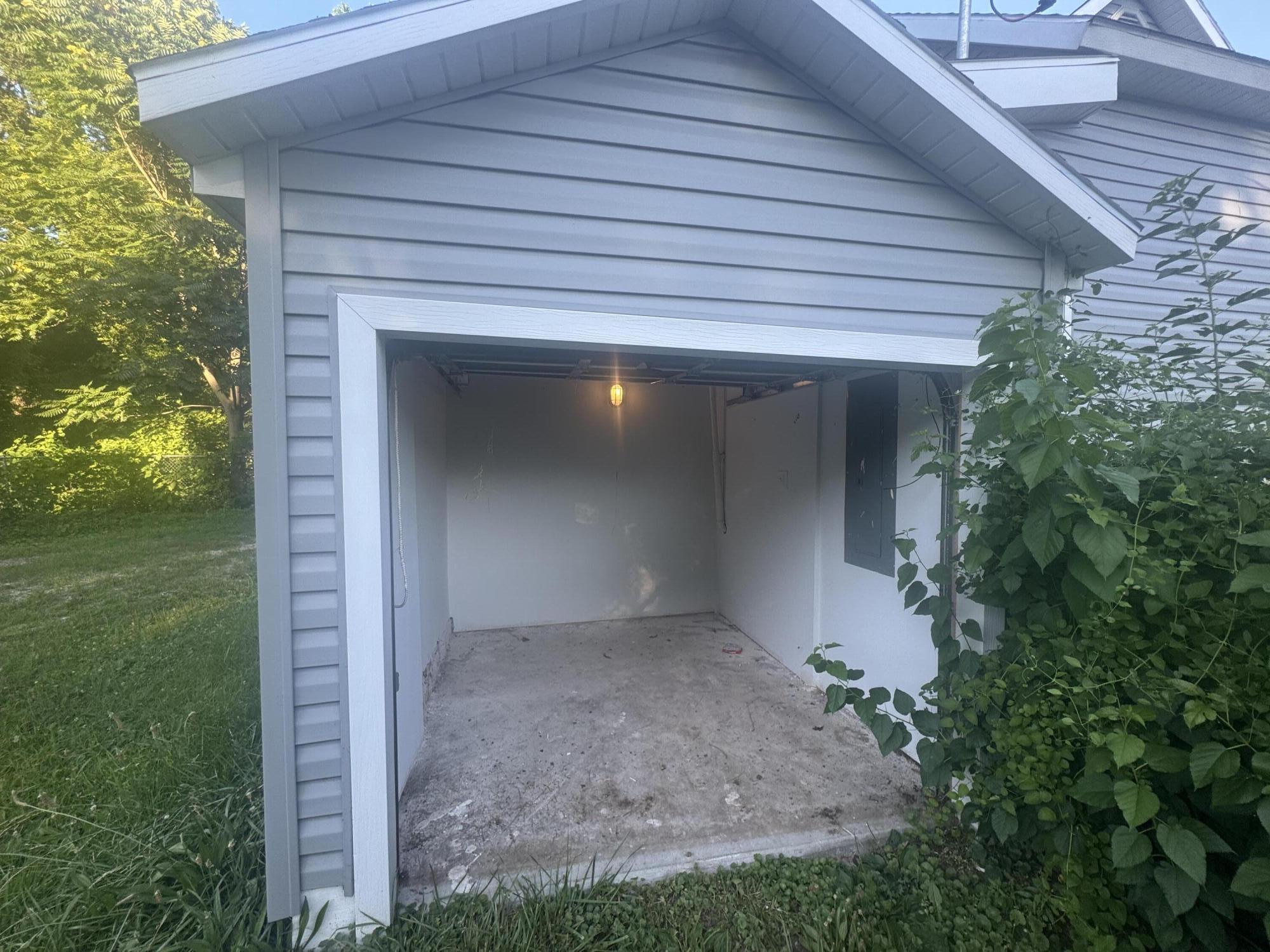 1223 West State Street Property Photo 34