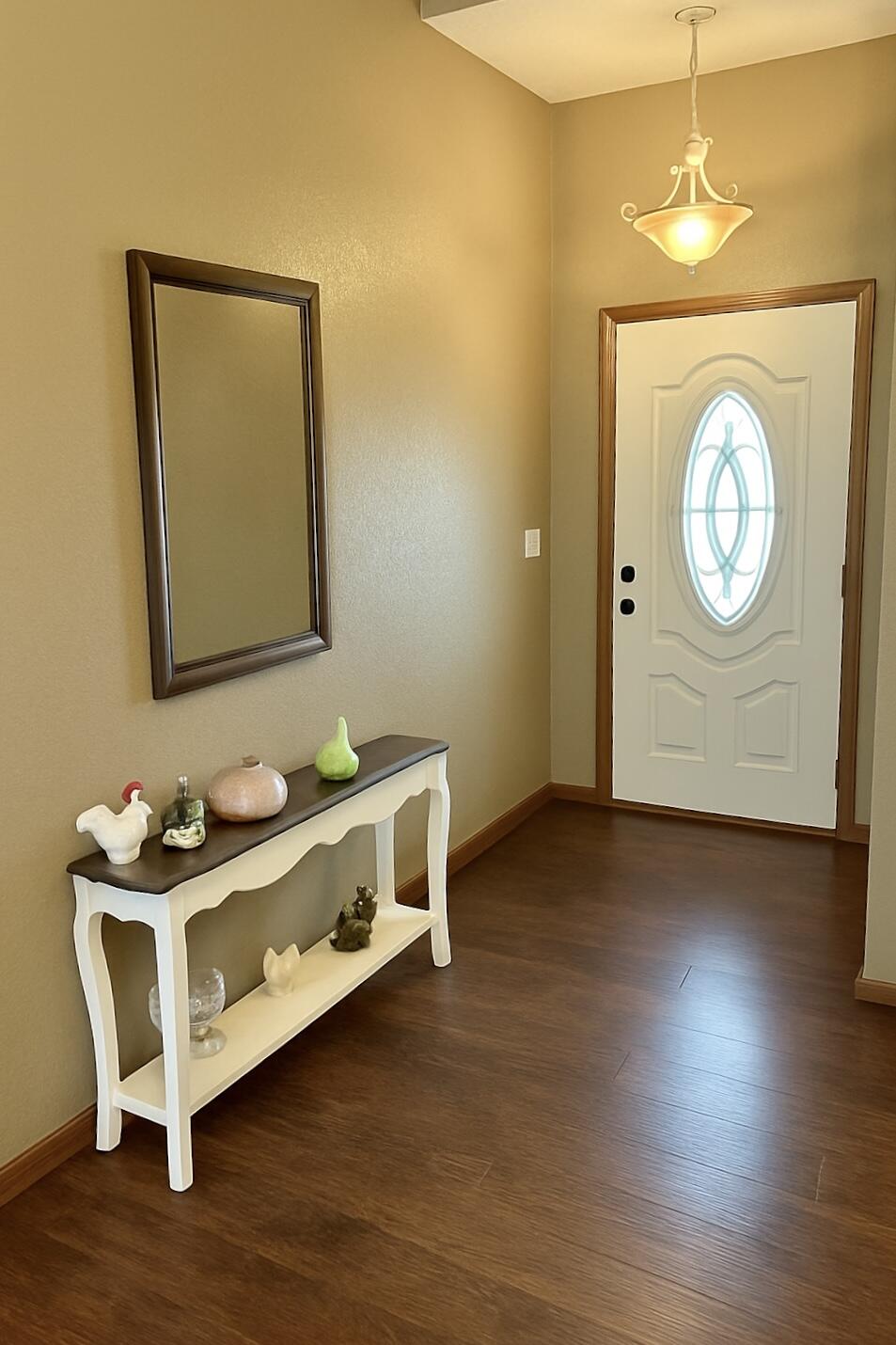 1810 Meadows Drive Property Photo 2