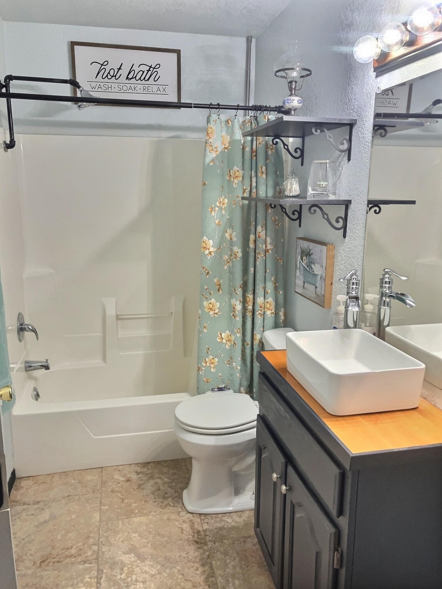 1810 Meadows Drive Property Photo 19