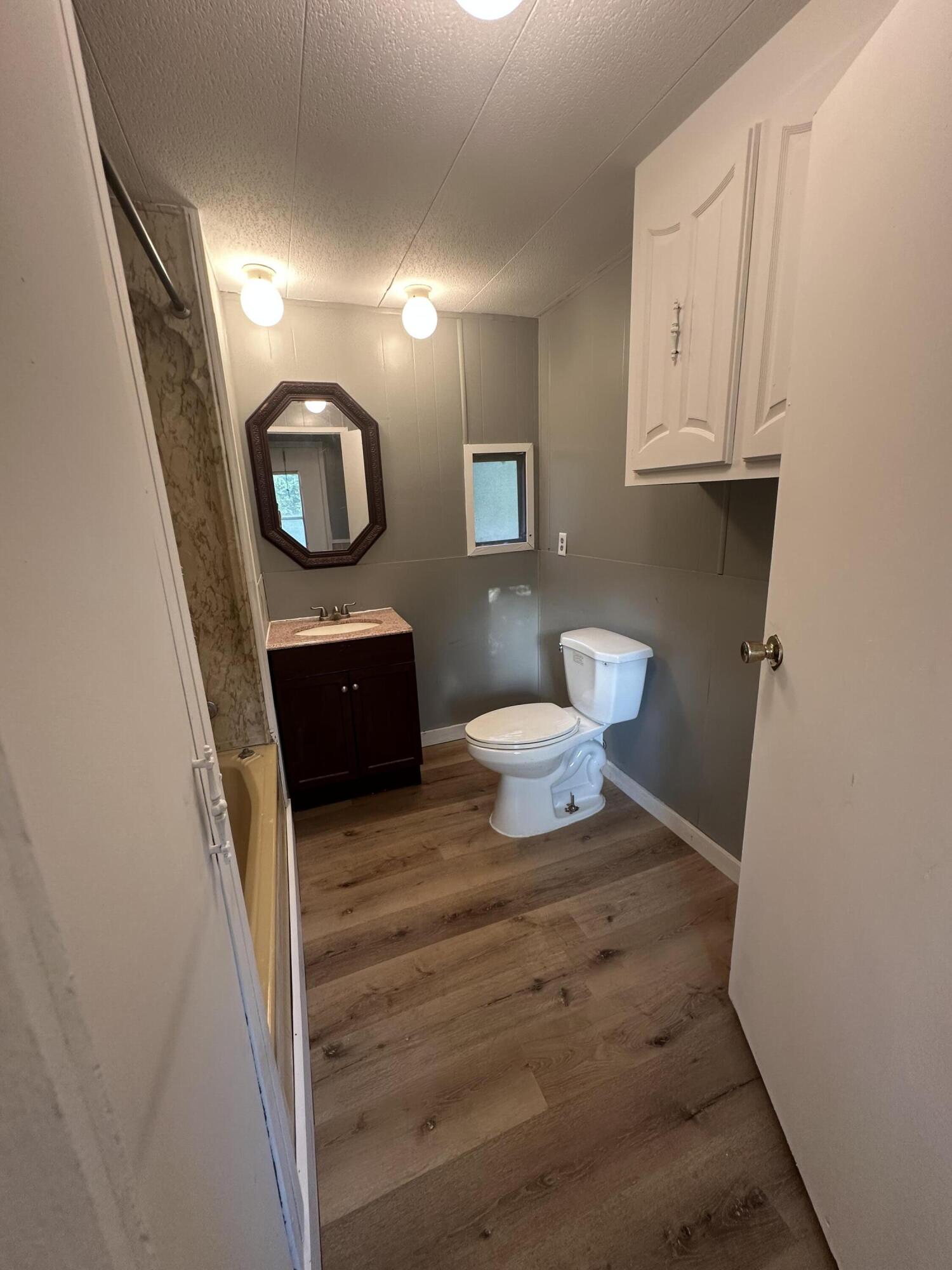 24382 Bastion Lane Property Photo 10