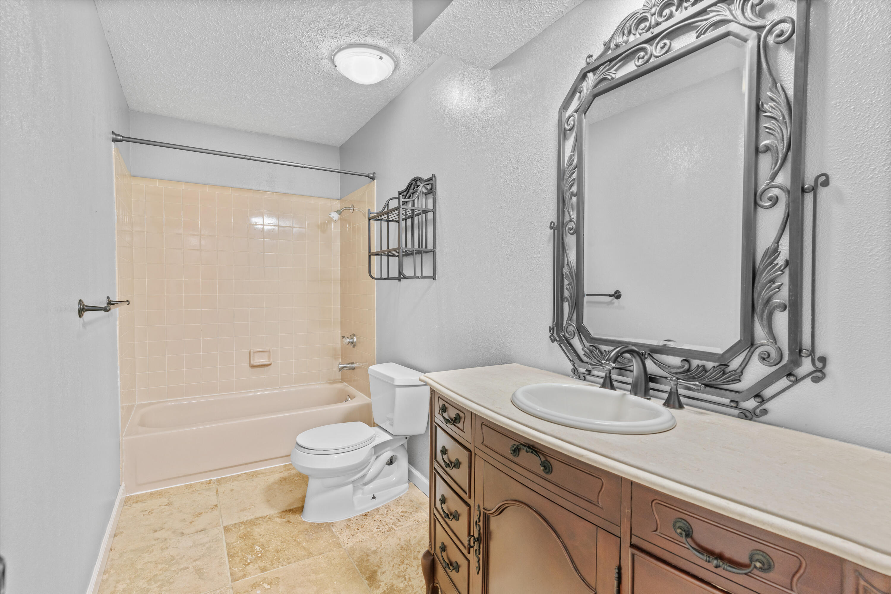 4824 South Gold Road Property Photo 16