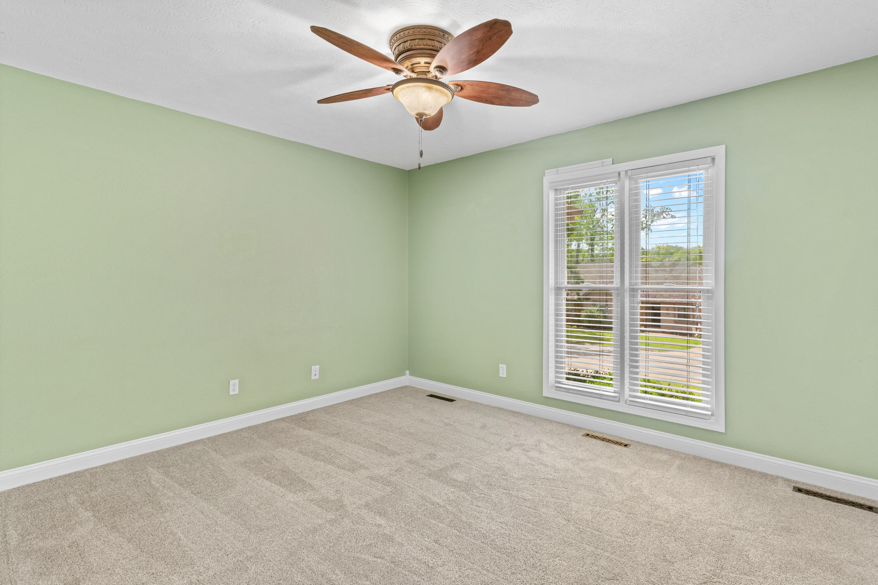4824 South Gold Road Property Photo 17