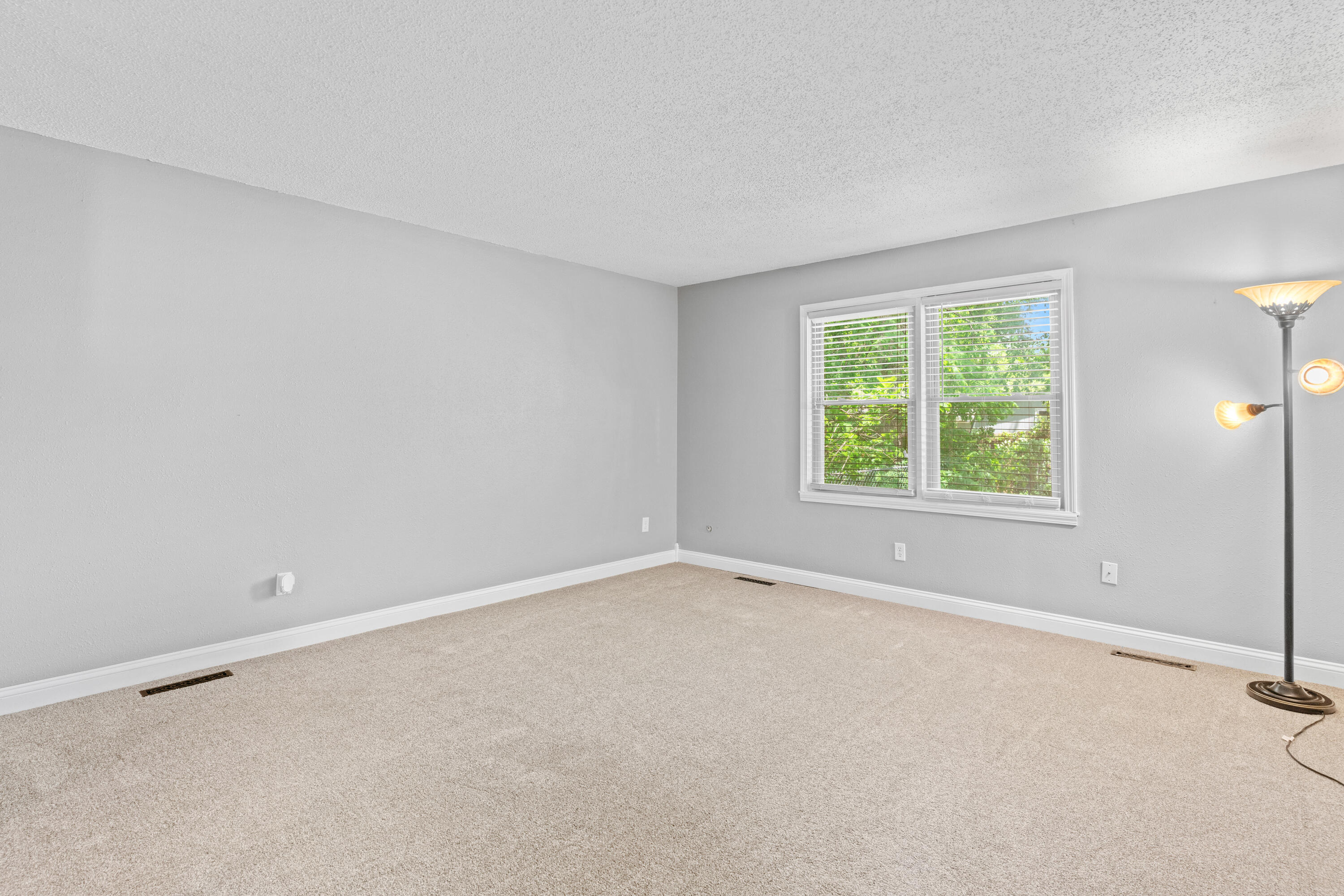 4824 South Gold Road Property Photo 18