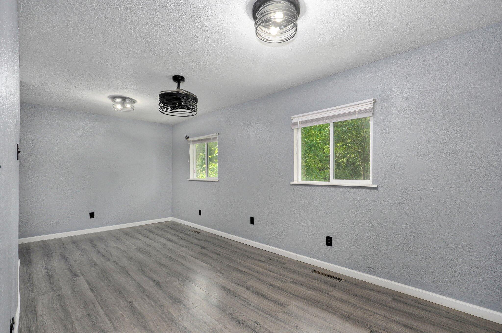 2418 East Catalpa Street Property Photo 7