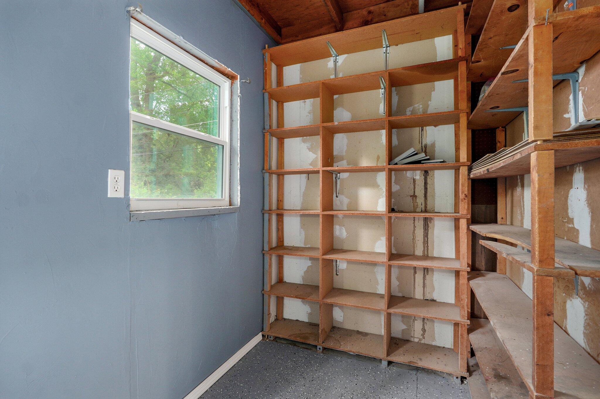 2418 East Catalpa Street Property Photo 27