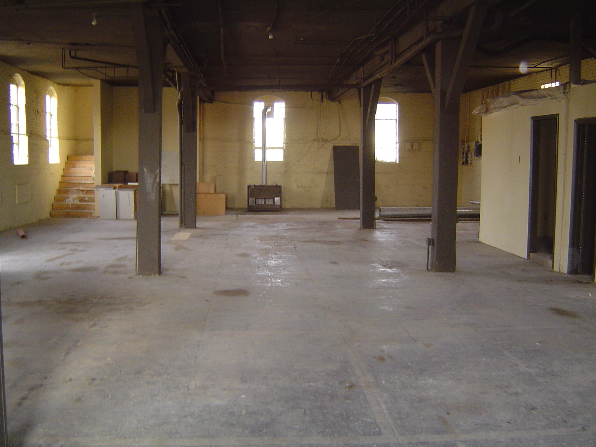 1303 West College Street Property Photo 13