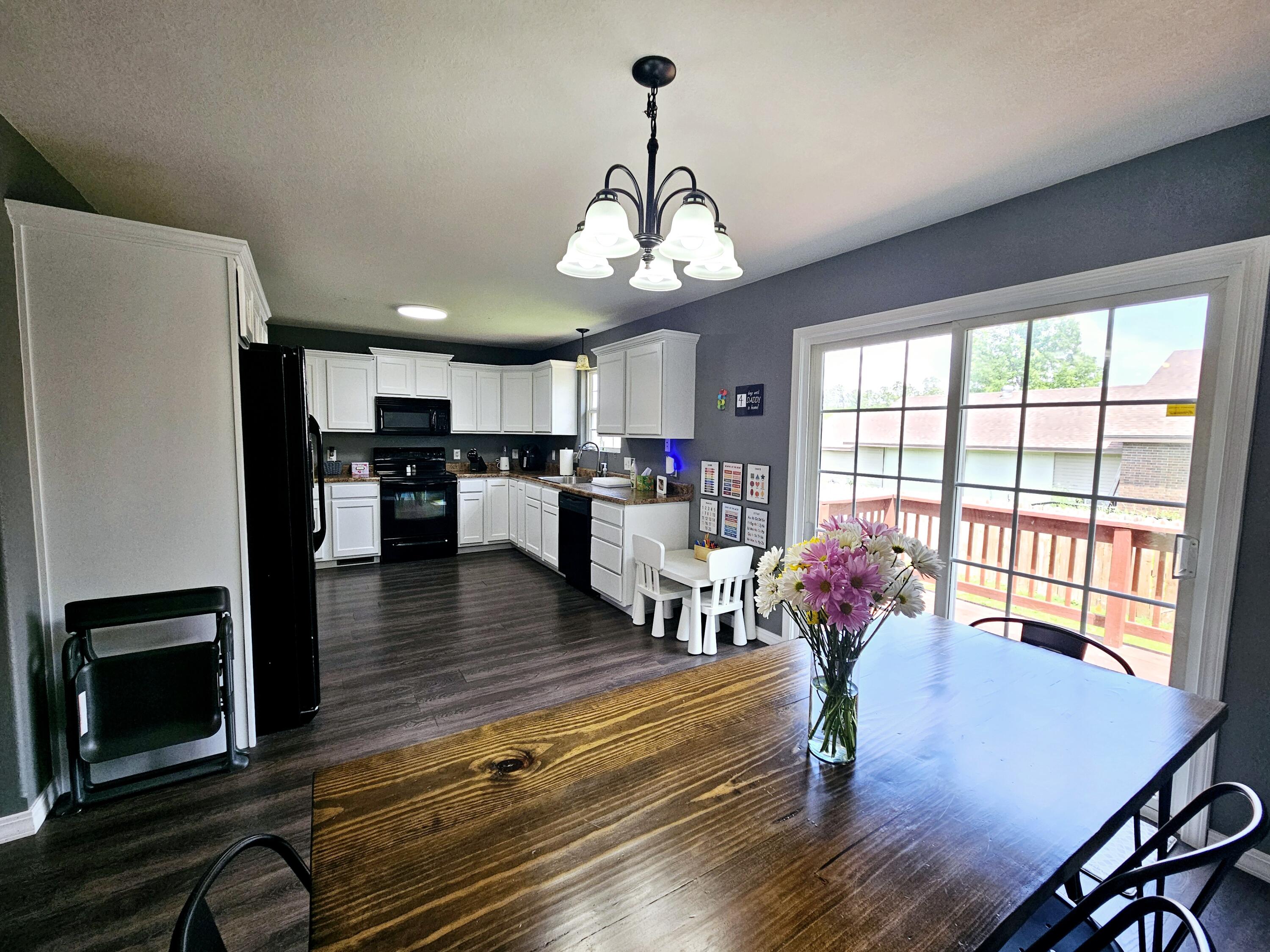 1620 Jon Street Property Photo 16