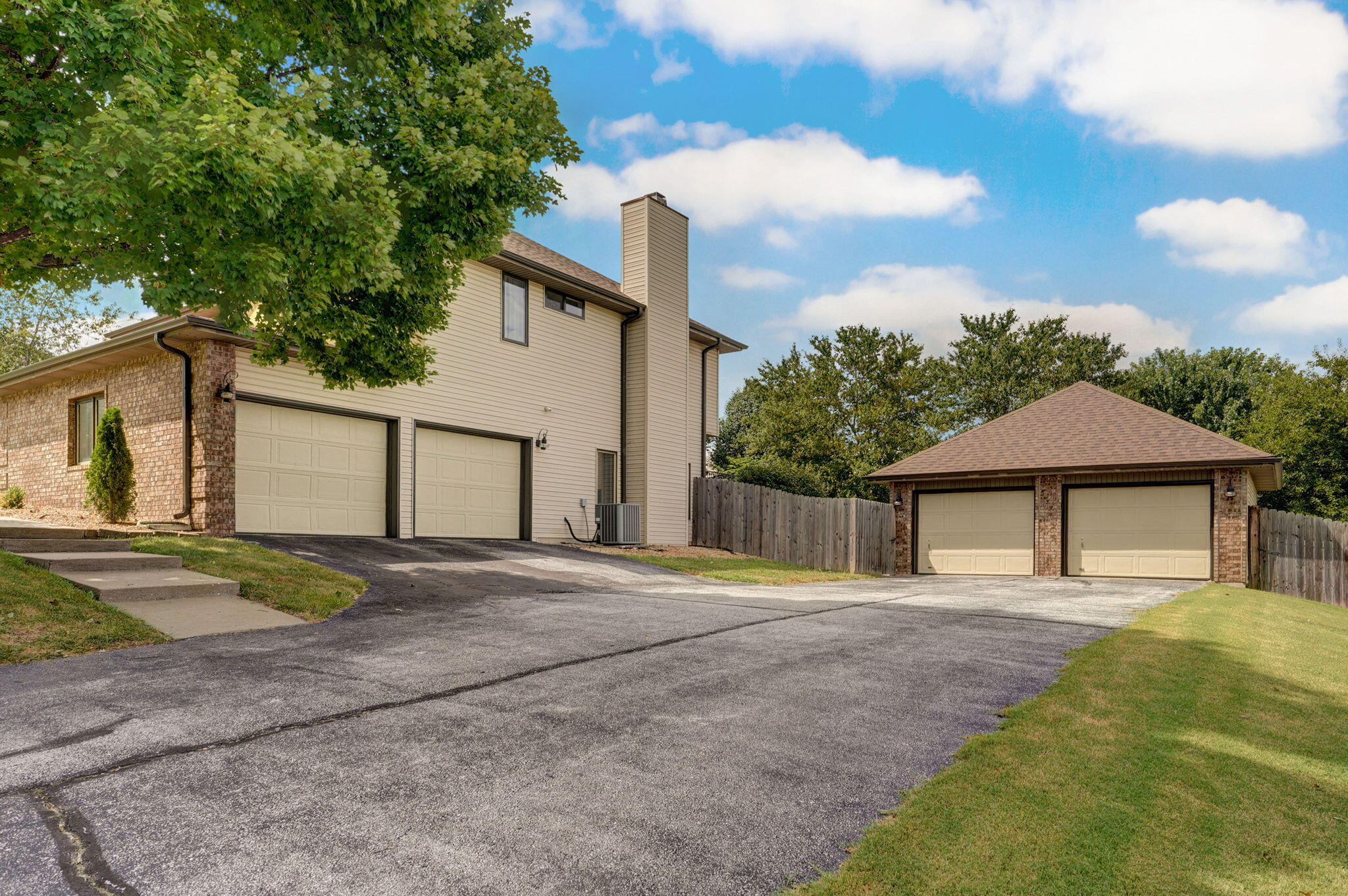 2019 North Preakness Drive Property Photo 5
