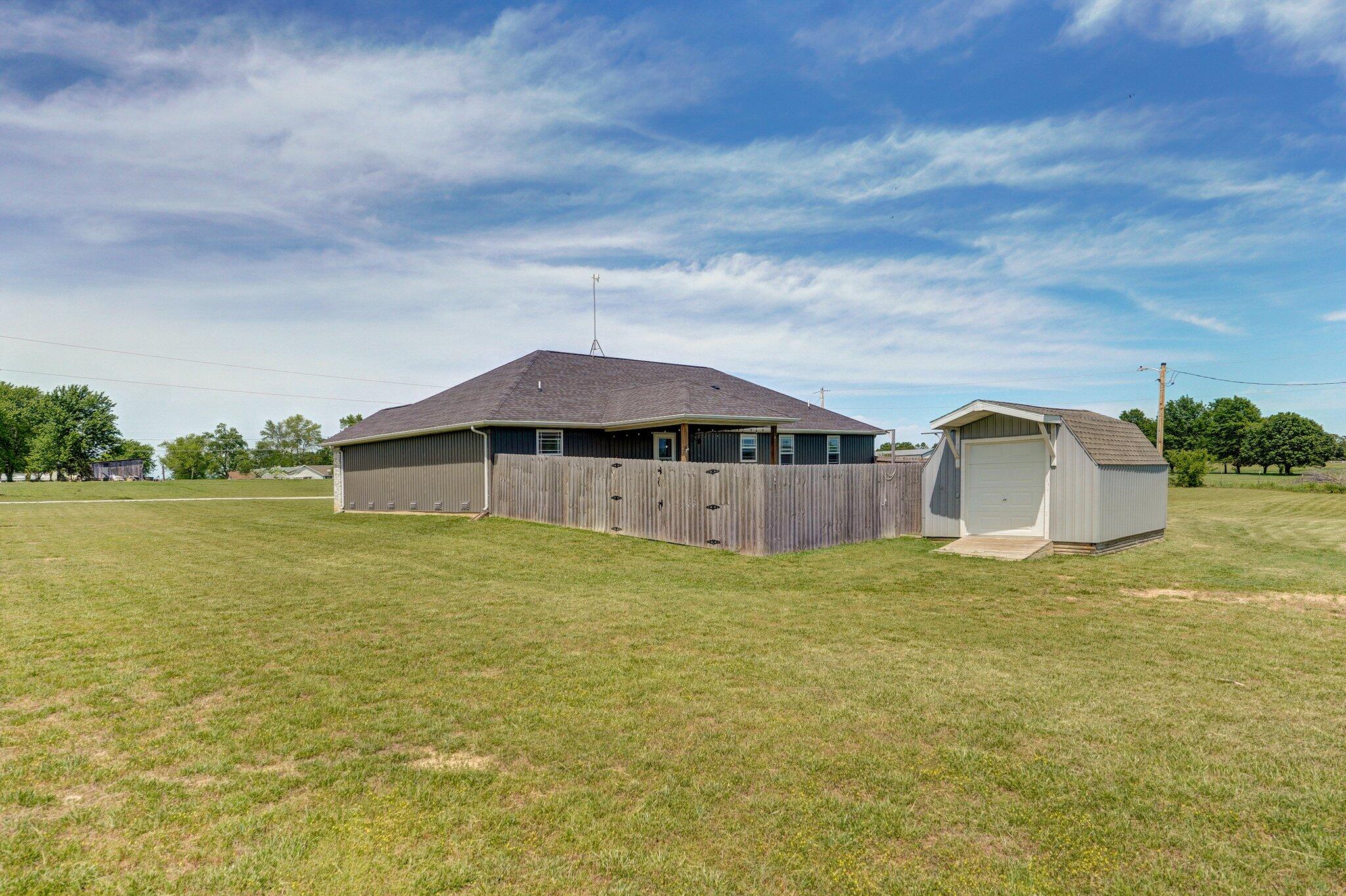 8863 Lawrence 2220 Property Photo 26