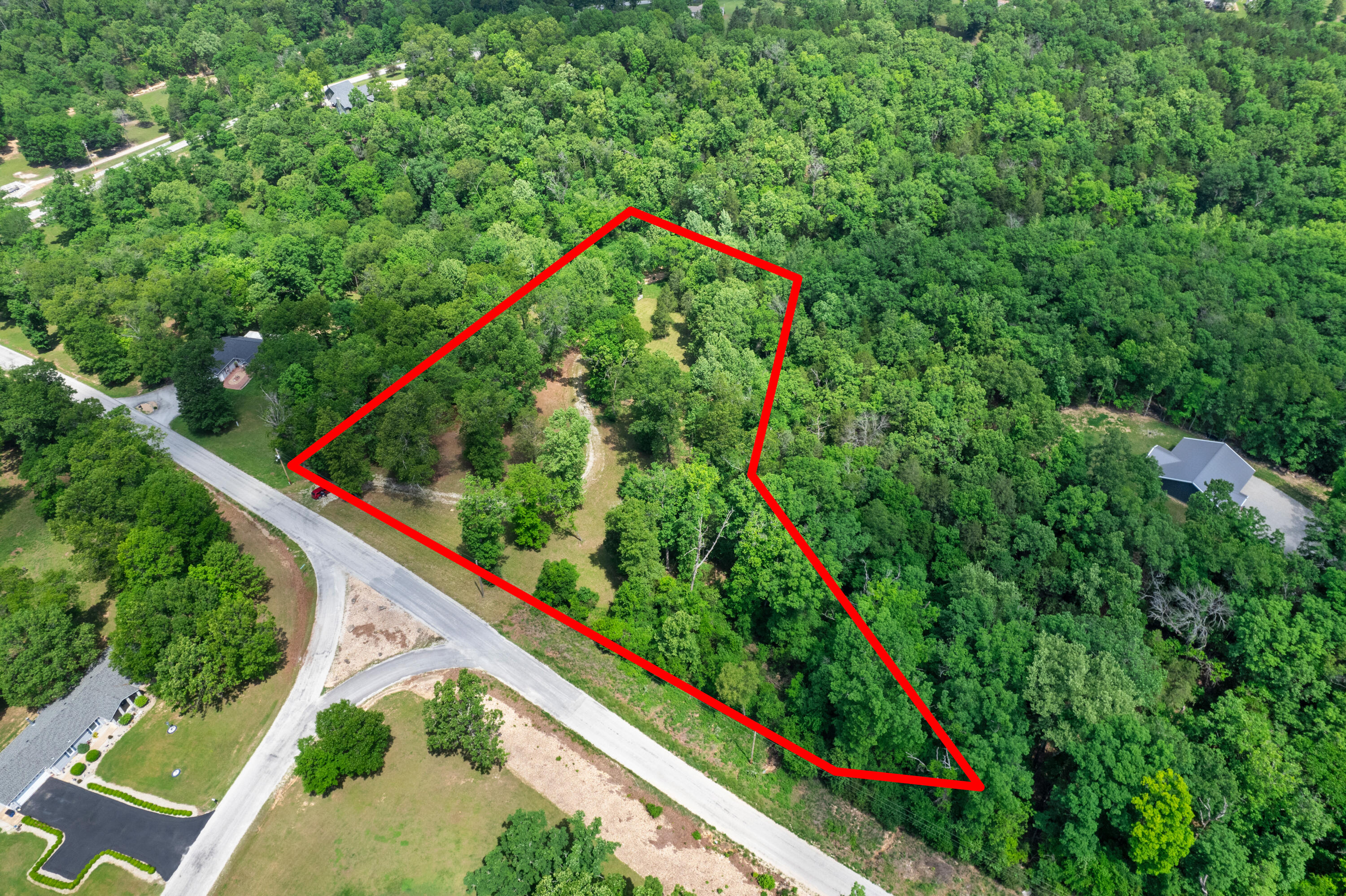 501 Lake Point Road Property Photo