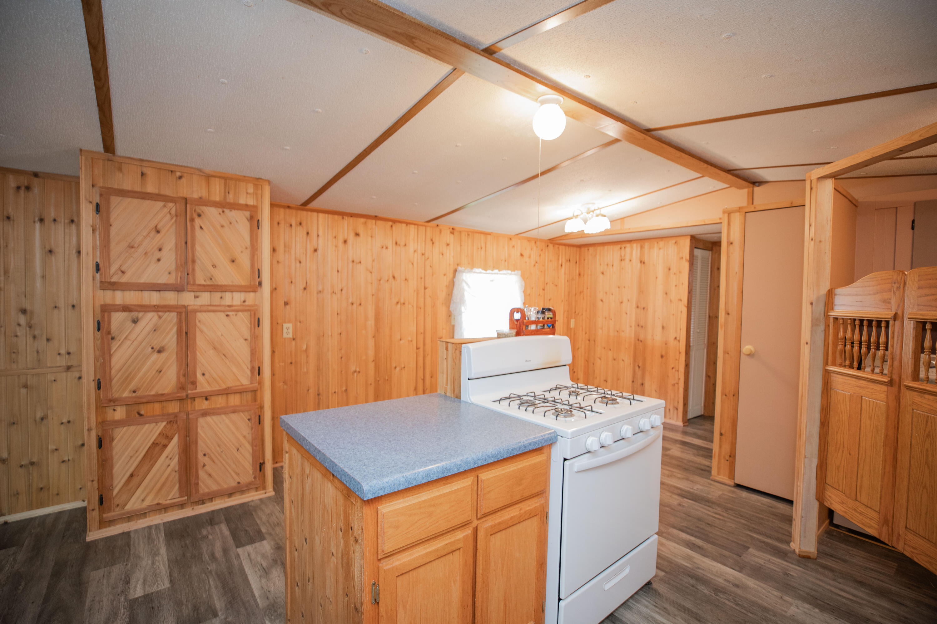 21595 County Road 273 Property Photo 14