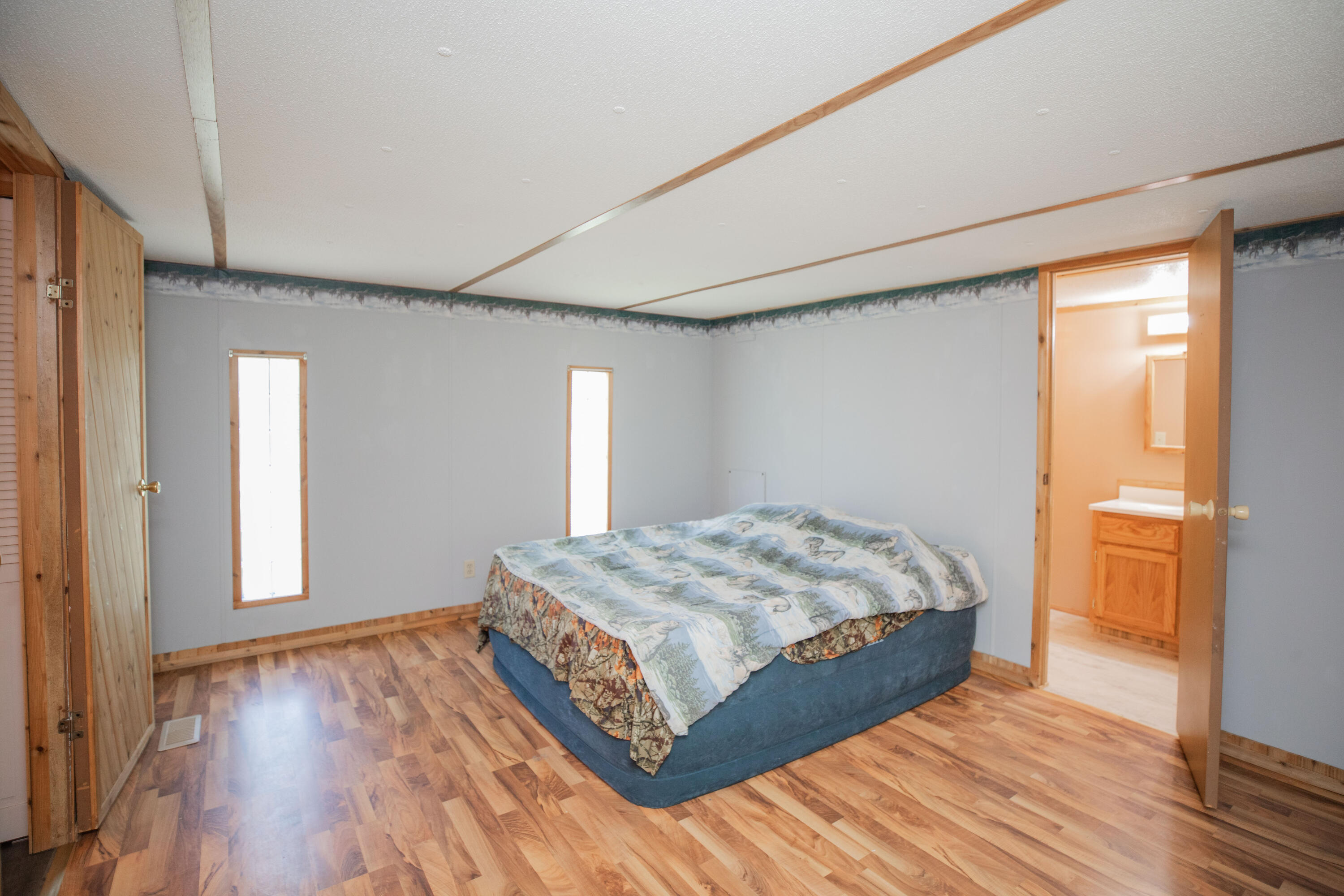 21595 County Road 273 Property Photo 16