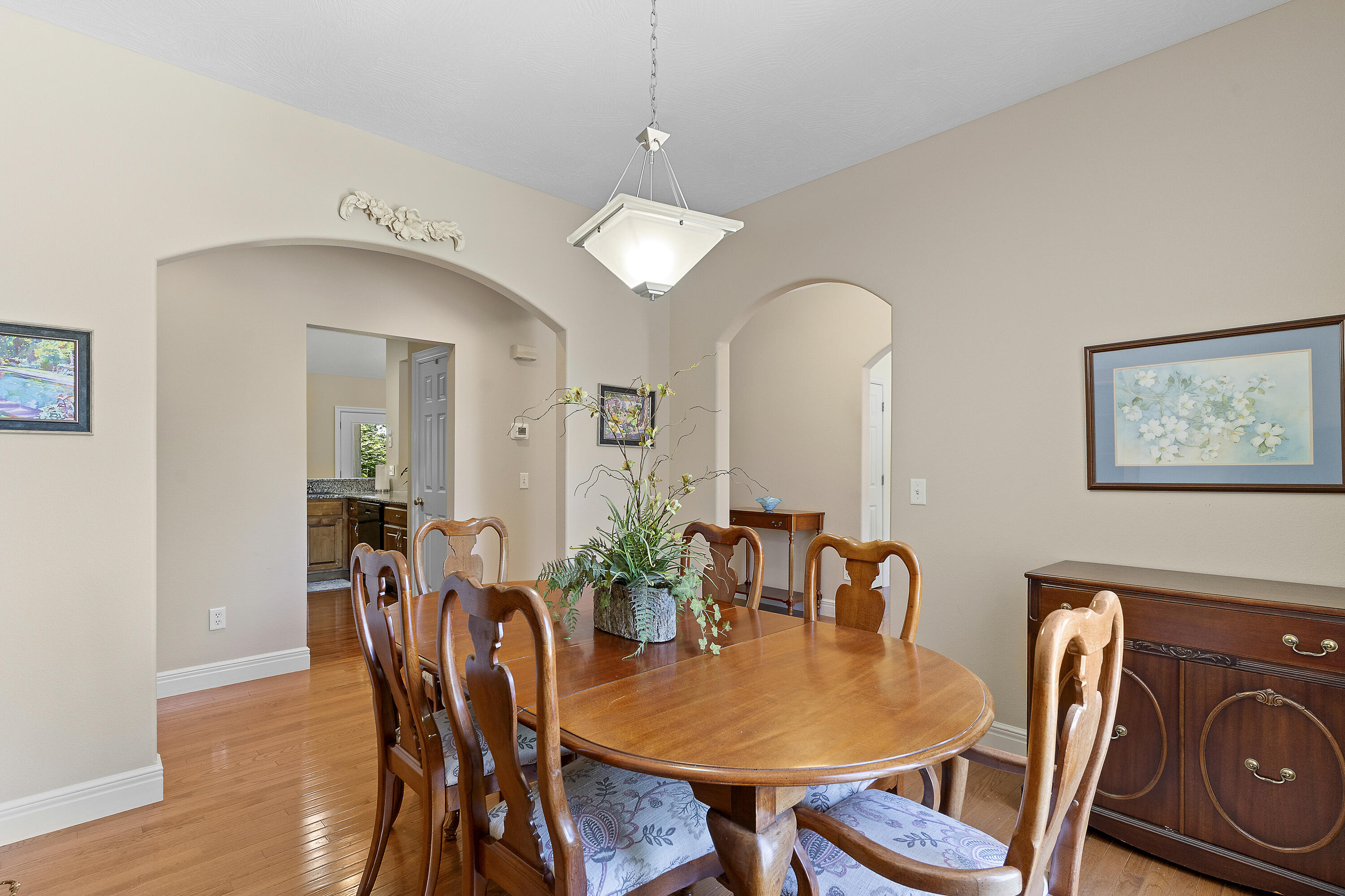 4855 South Tanager Avenue Property Photo 13