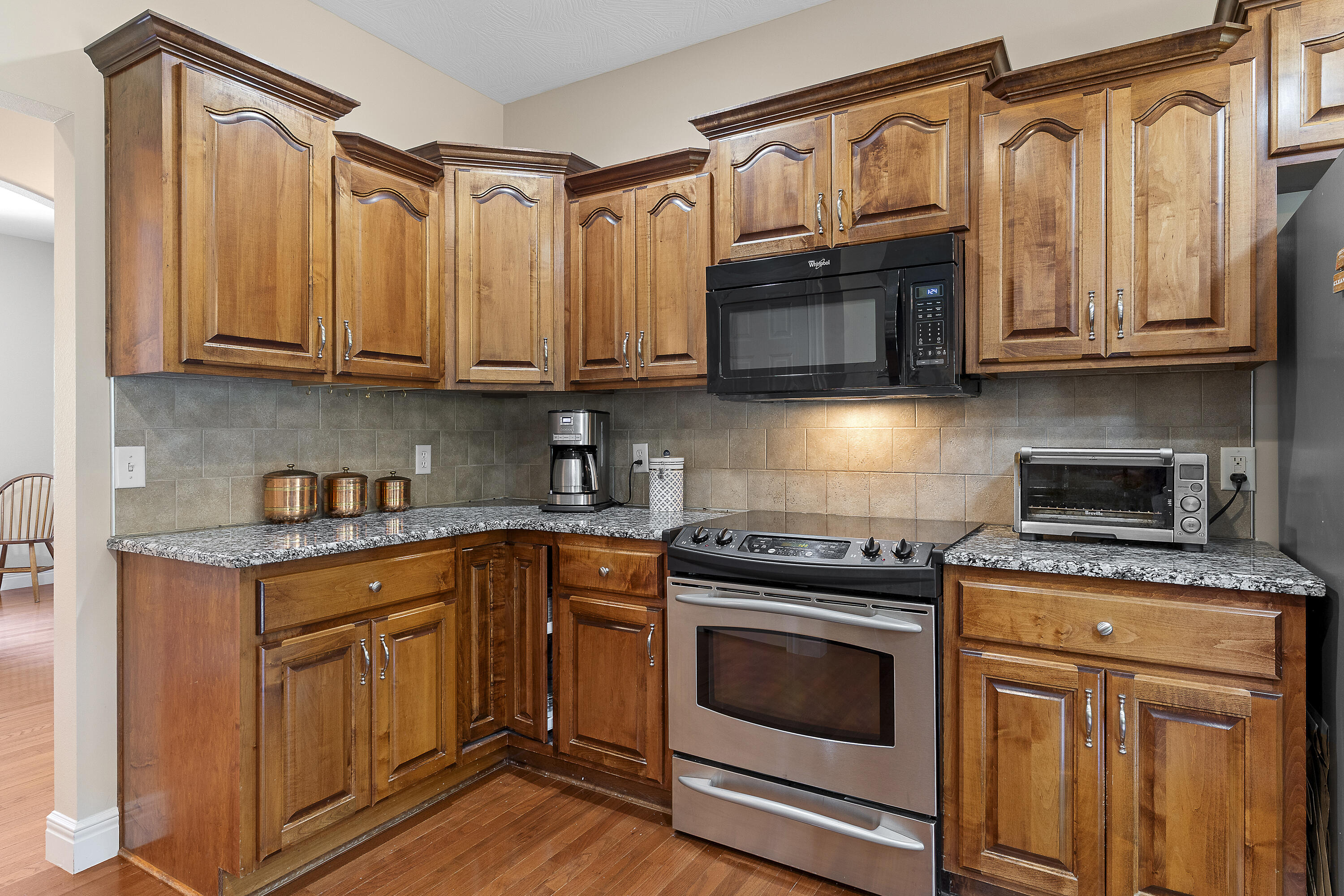 4855 South Tanager Avenue Property Photo 26