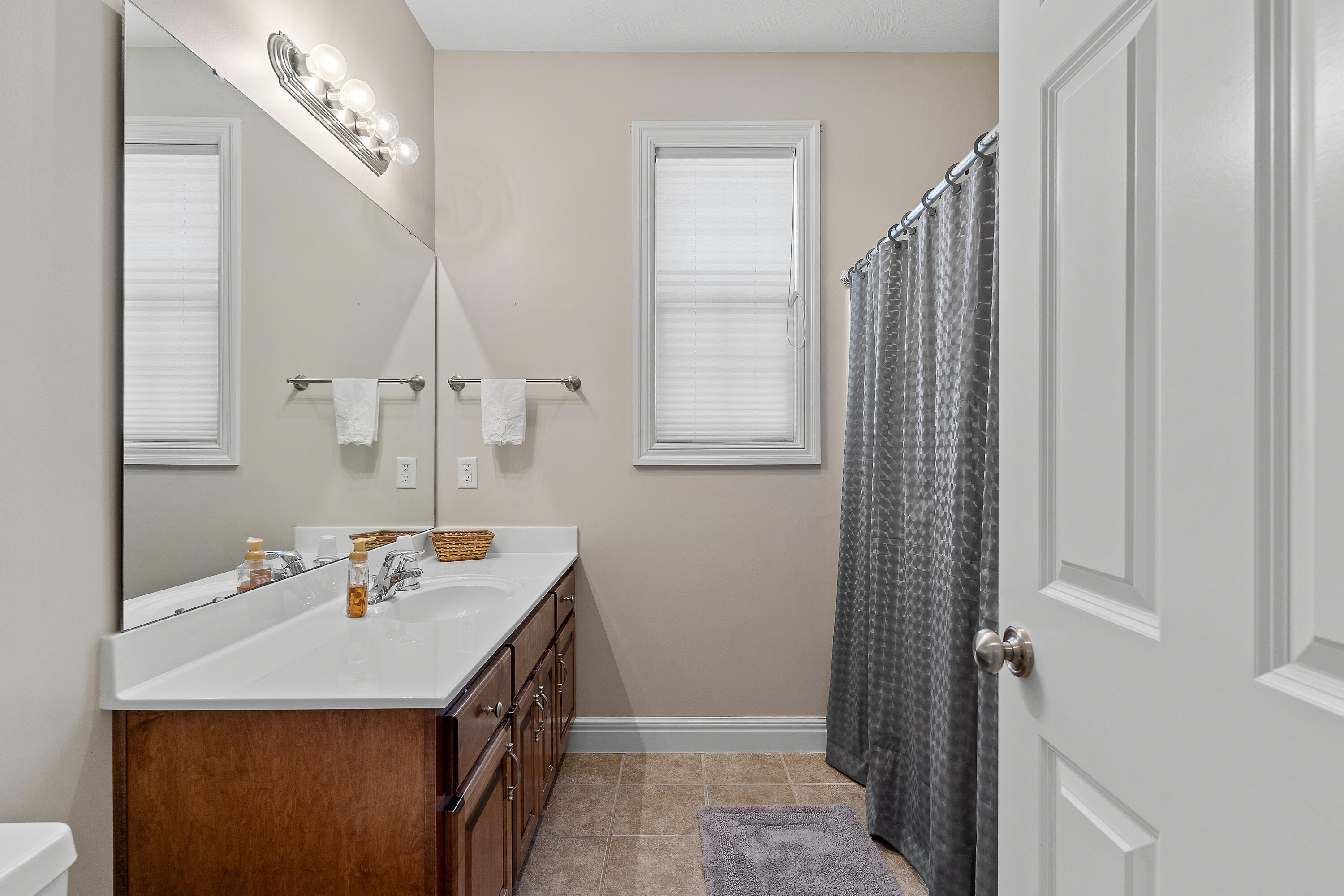 4855 South Tanager Avenue Property Photo 37