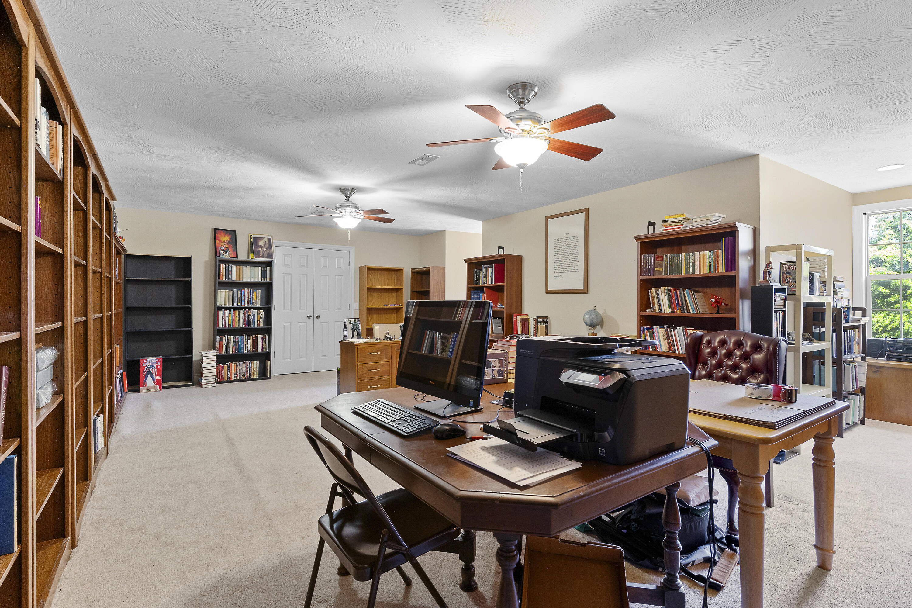 4855 South Tanager Avenue Property Photo 45
